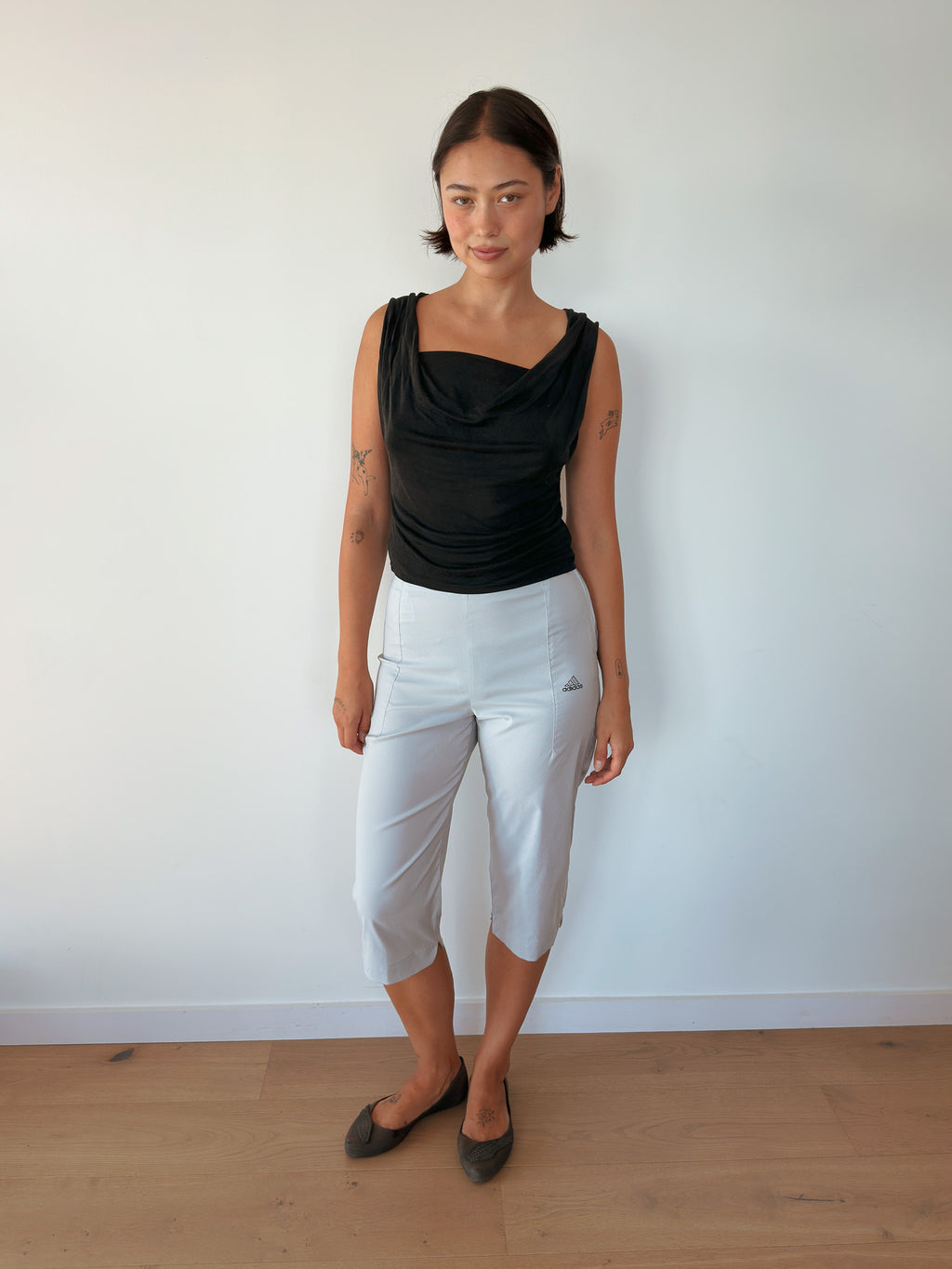 adidas capri pants — size XS
