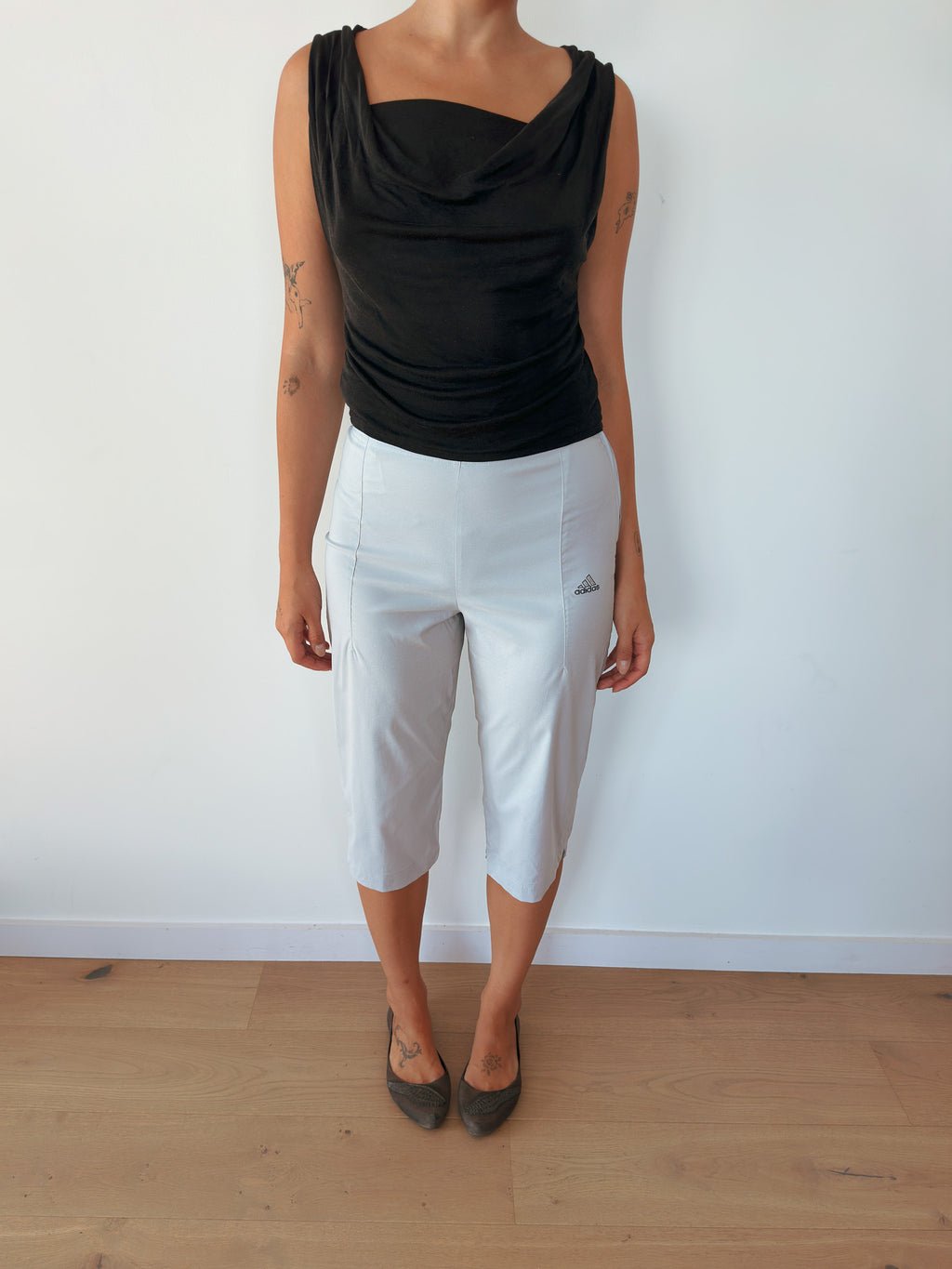 adidas capri pants — size XS