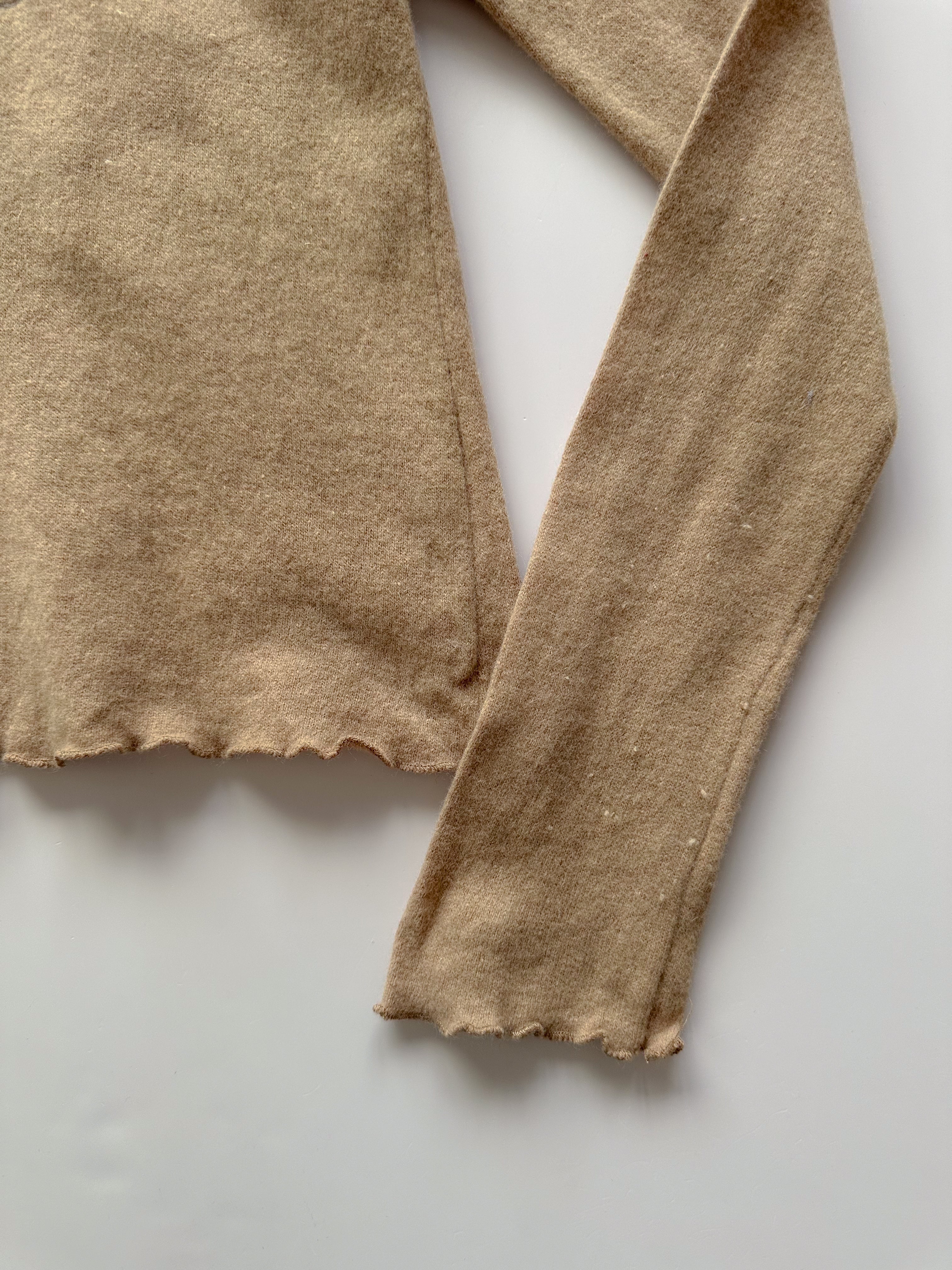 knit long sleeve top / size small