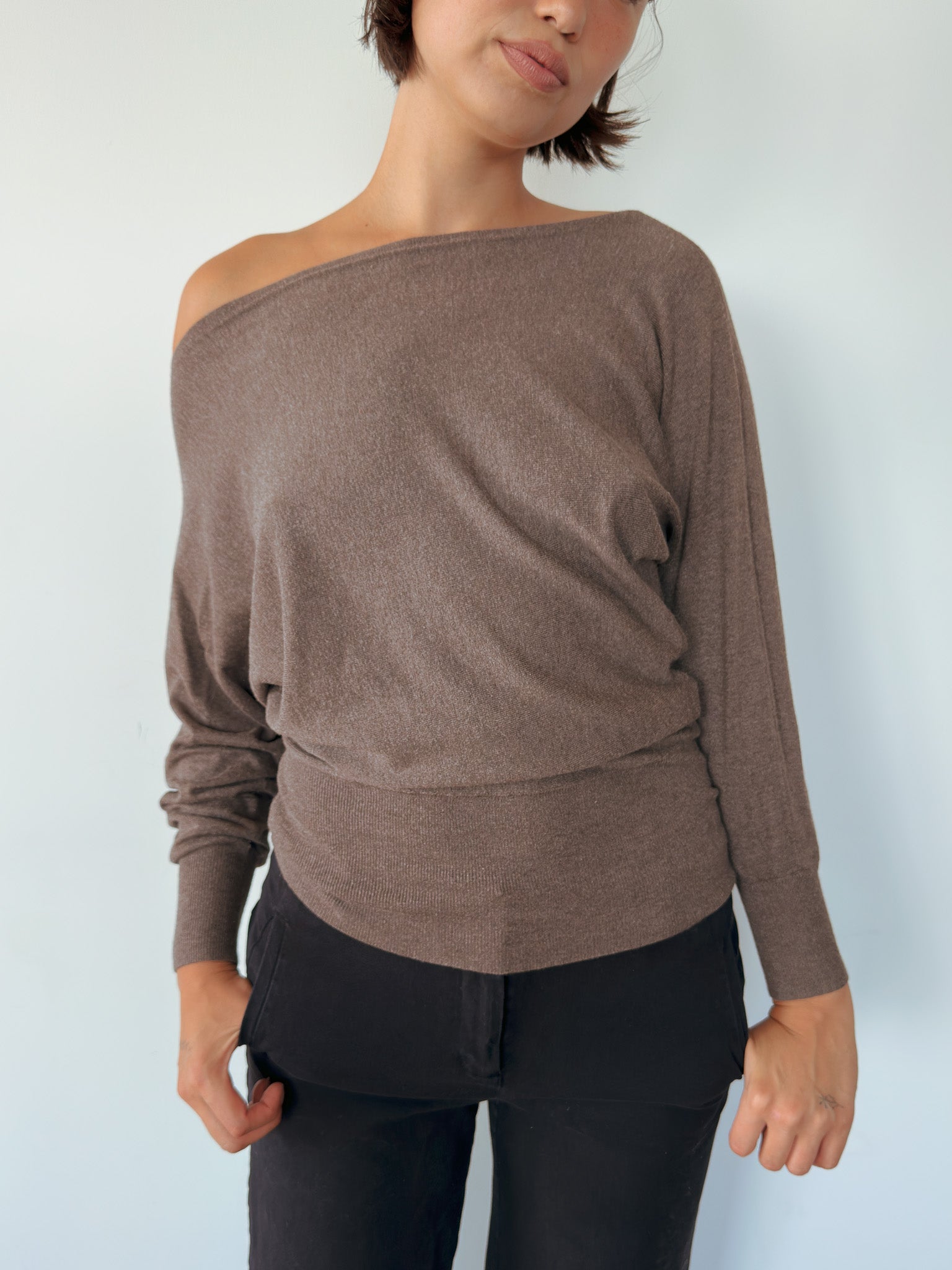asymmetric slouch knit jumper — size S