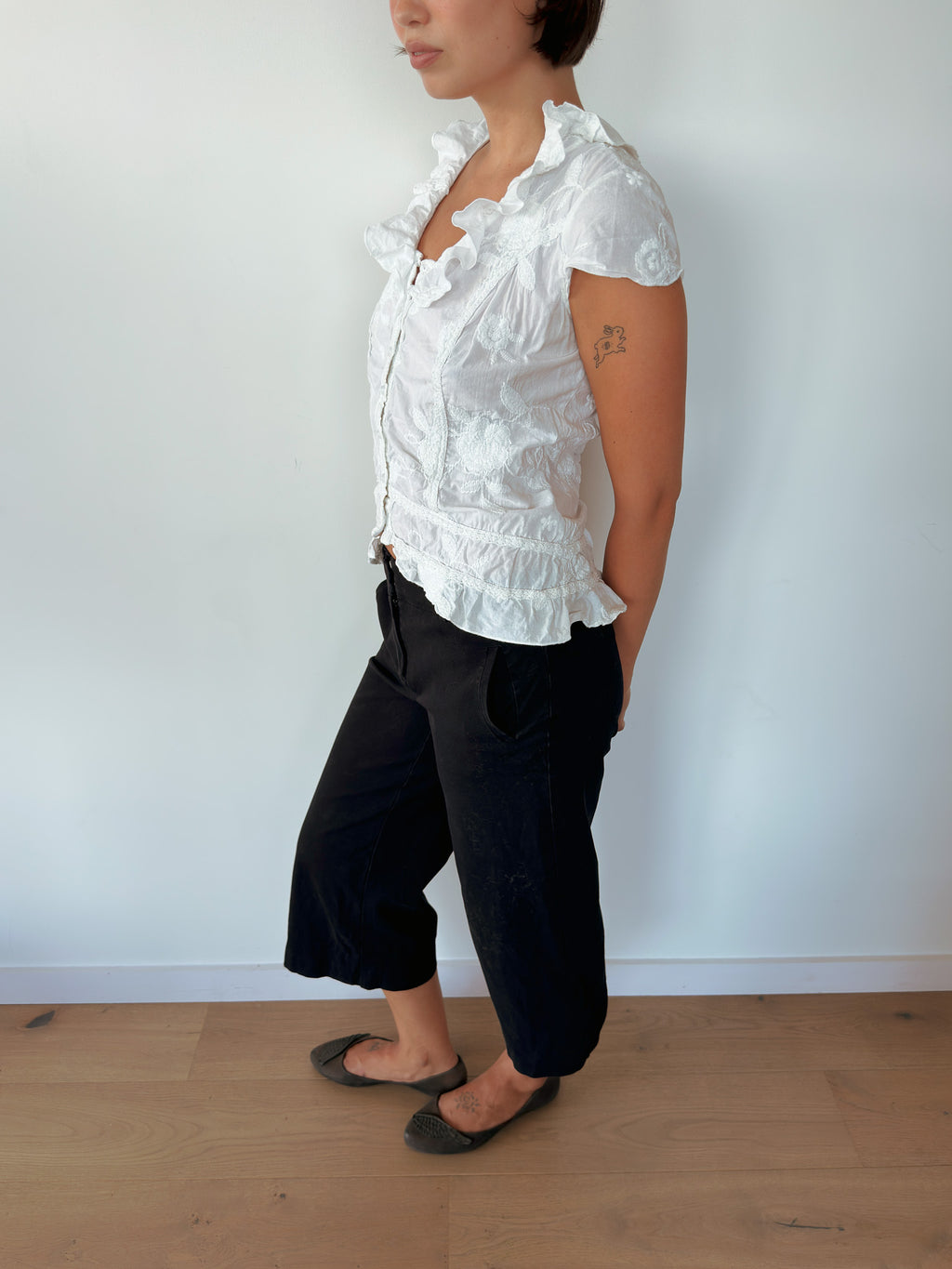 button up frill blouse — size M