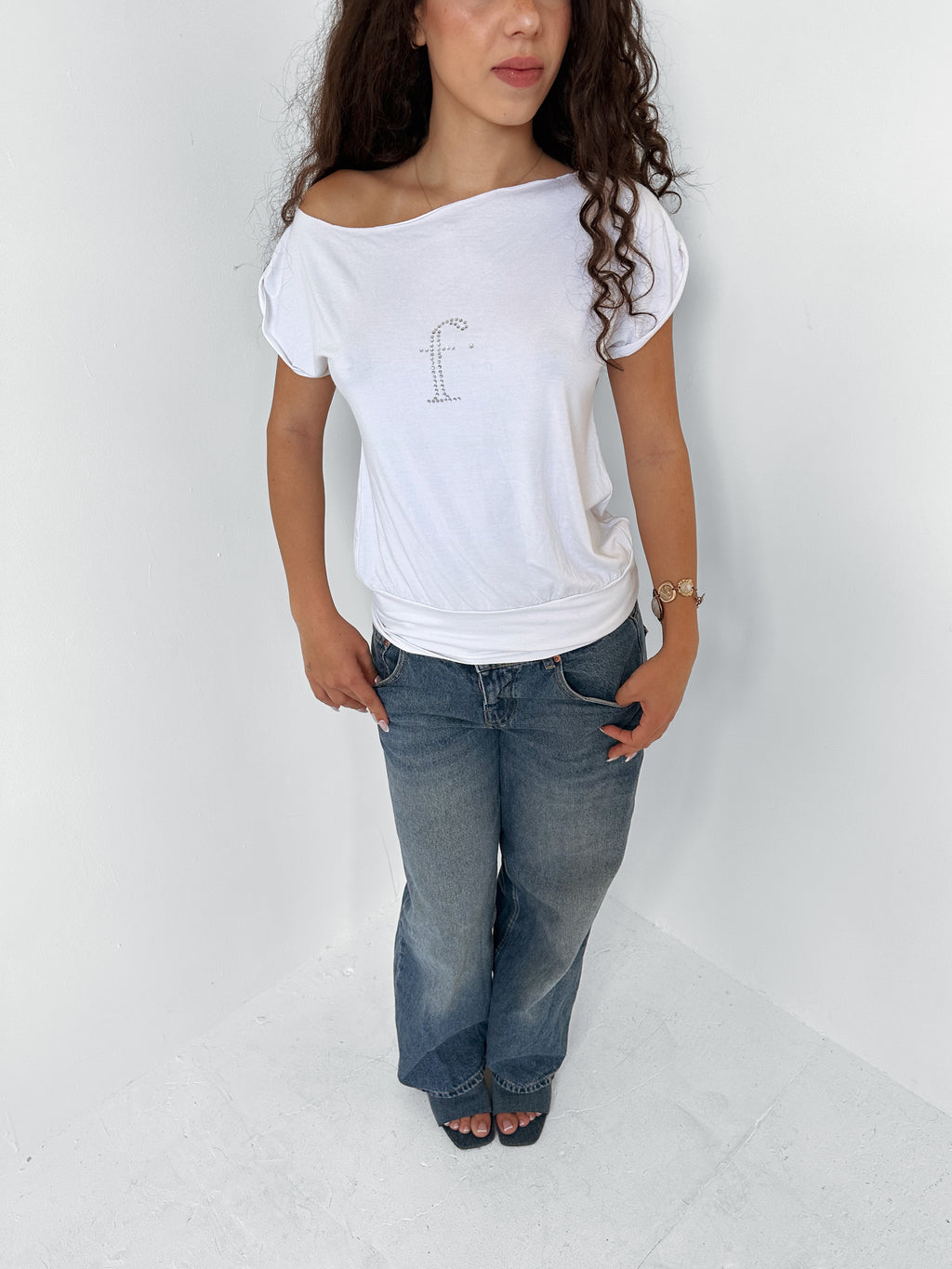 slouch off shoulder tee — size s