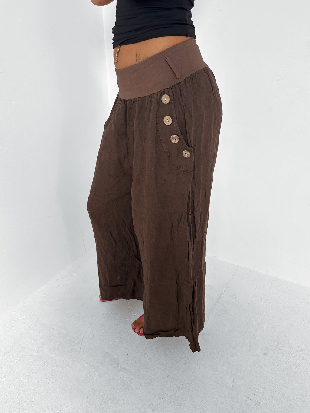 wide leg trousers — size s/m