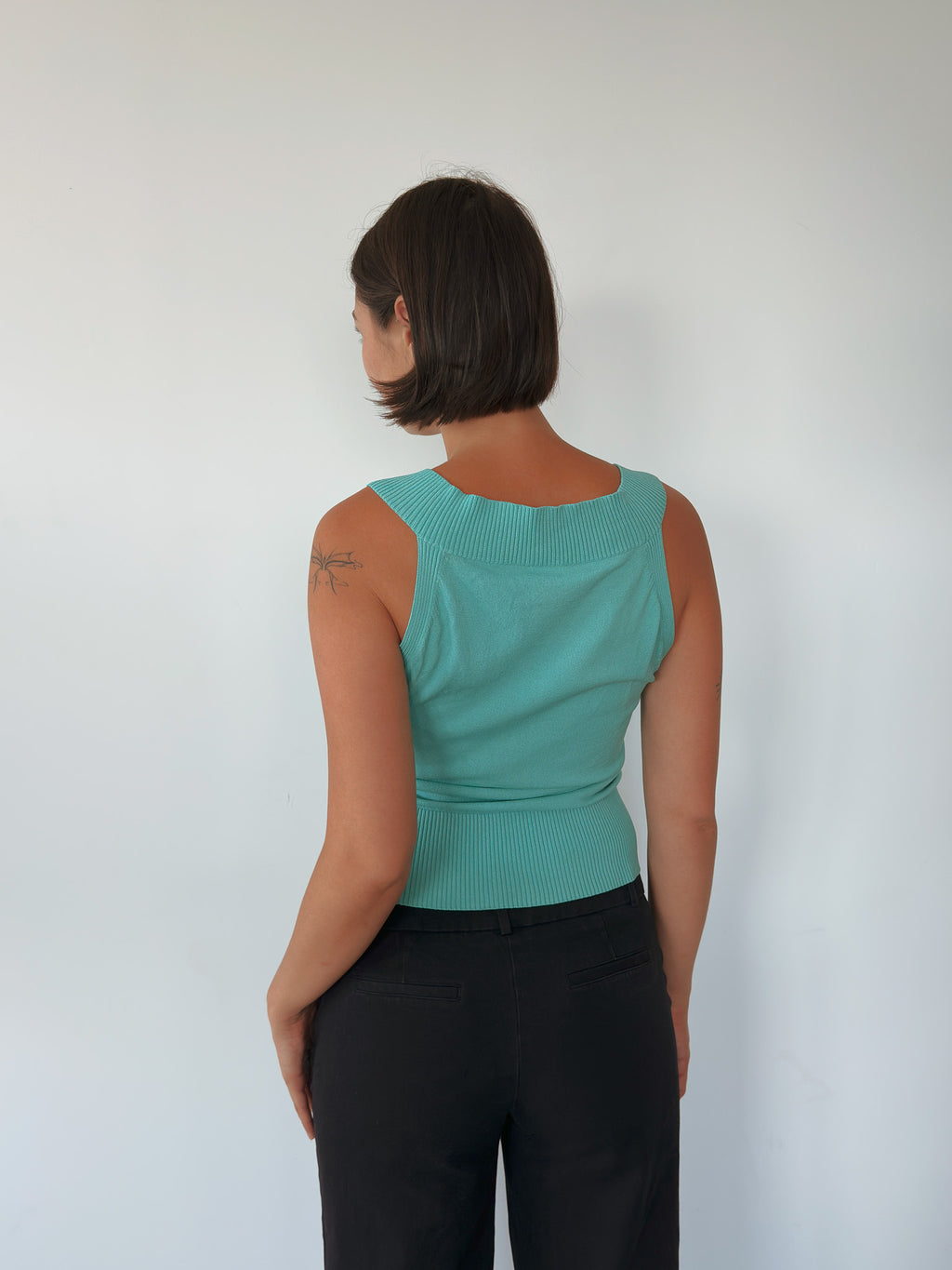 aqua knit tank top — size S-M