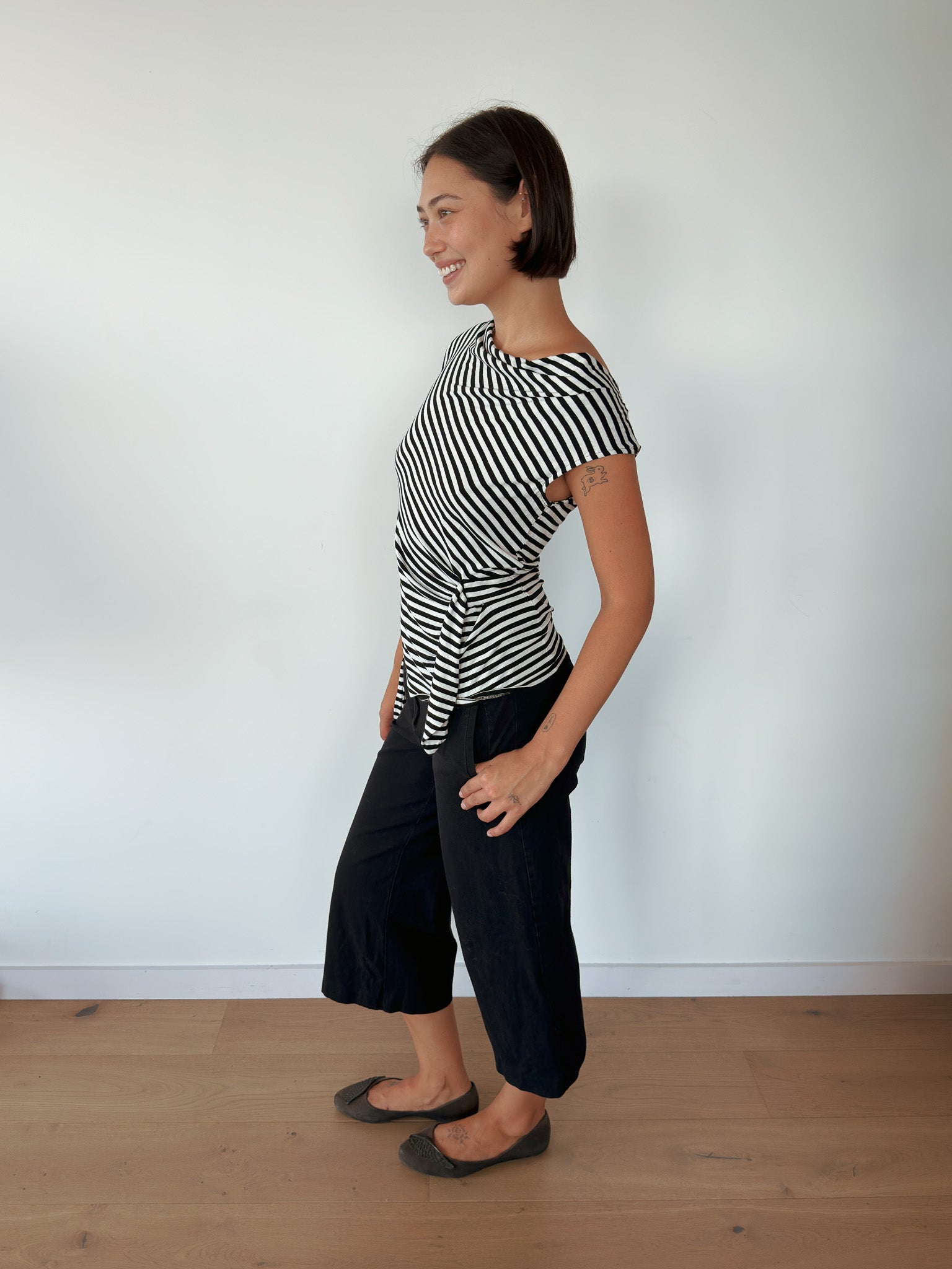 asymmetric stripe top — size S-M