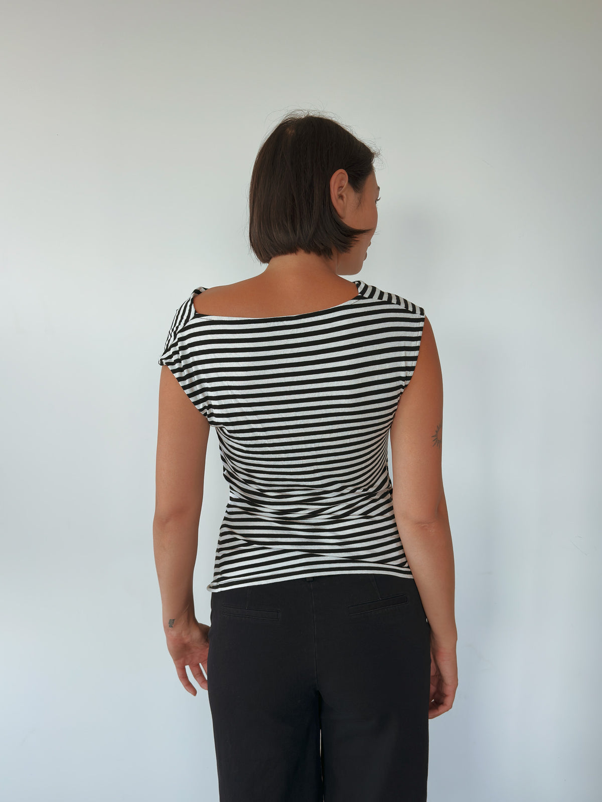 asymmetric stripe top — size S-M