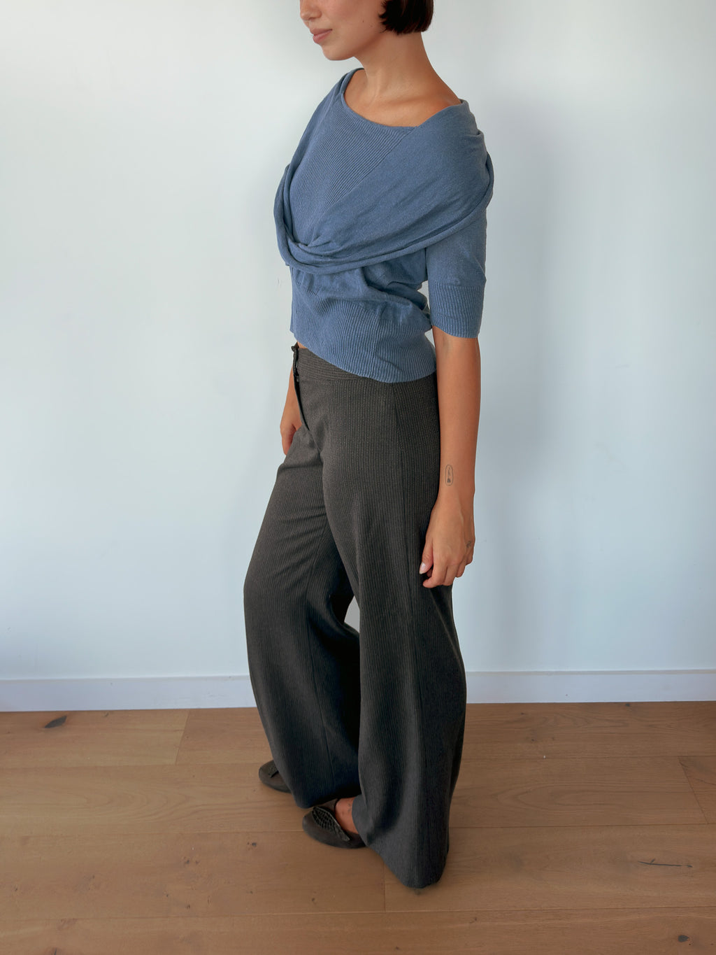 slouchy knit tee — size S