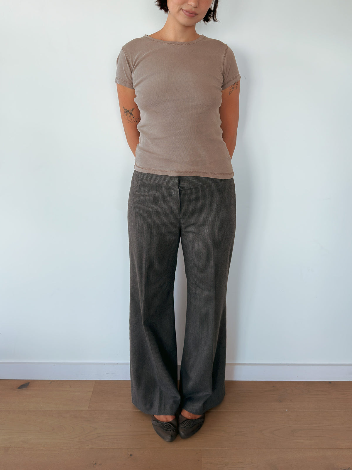 taupe baby tee — size S-M