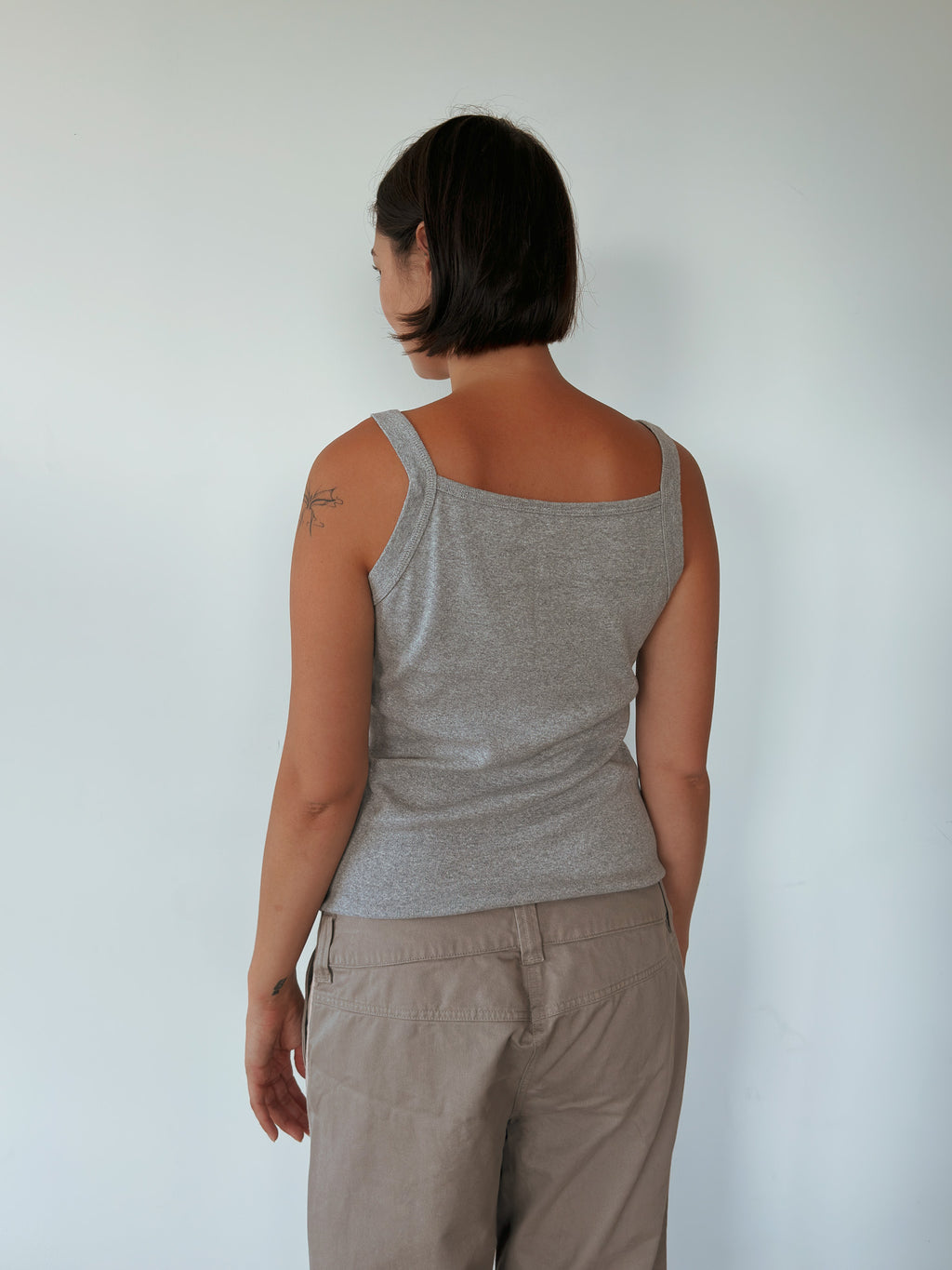 dkny tank top — size M