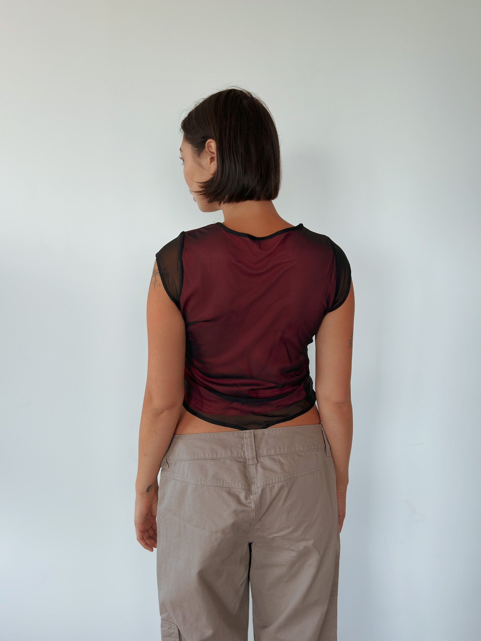 asymmetric mesh tee — size S