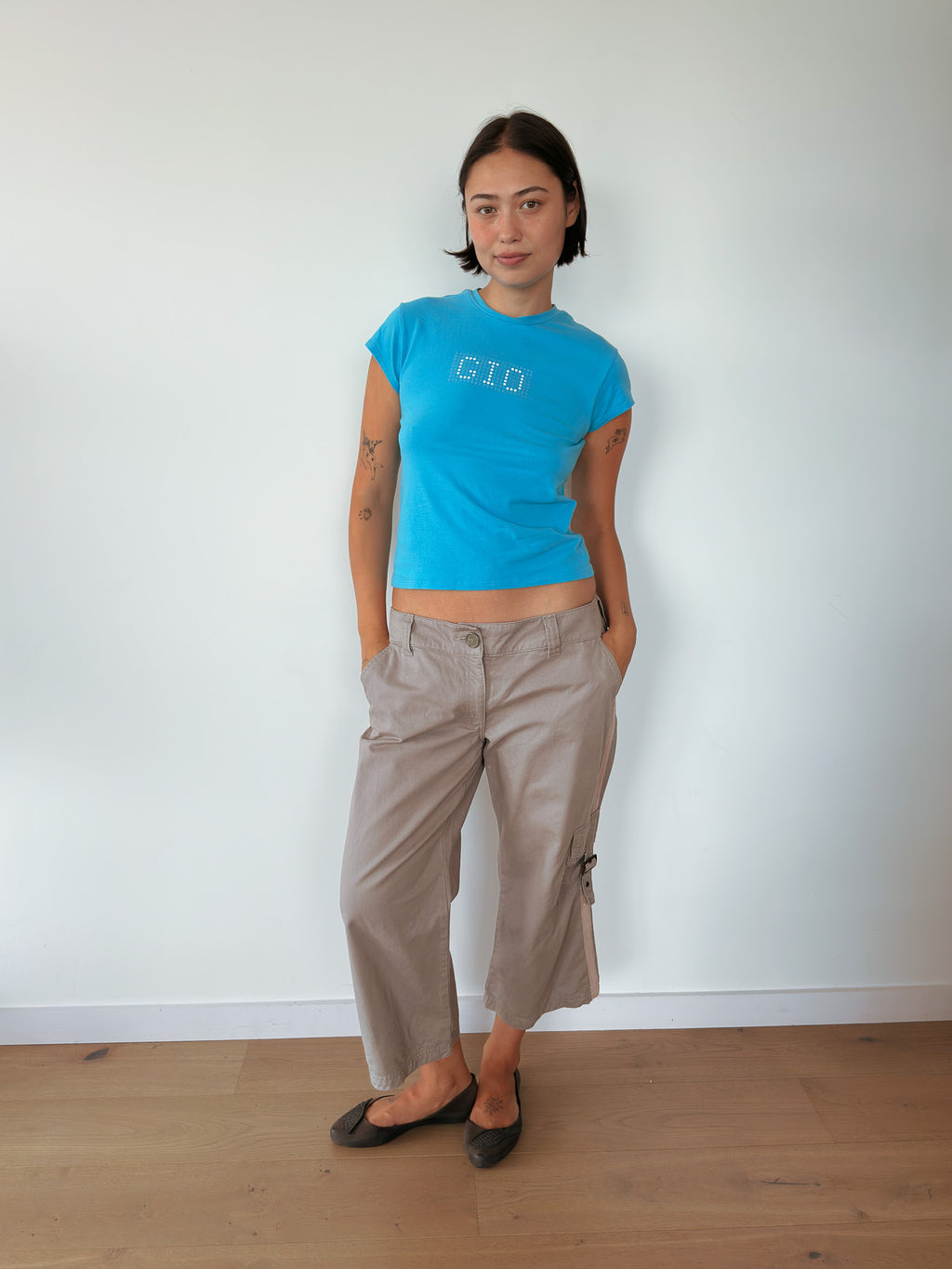 slouch graphic tee — size S