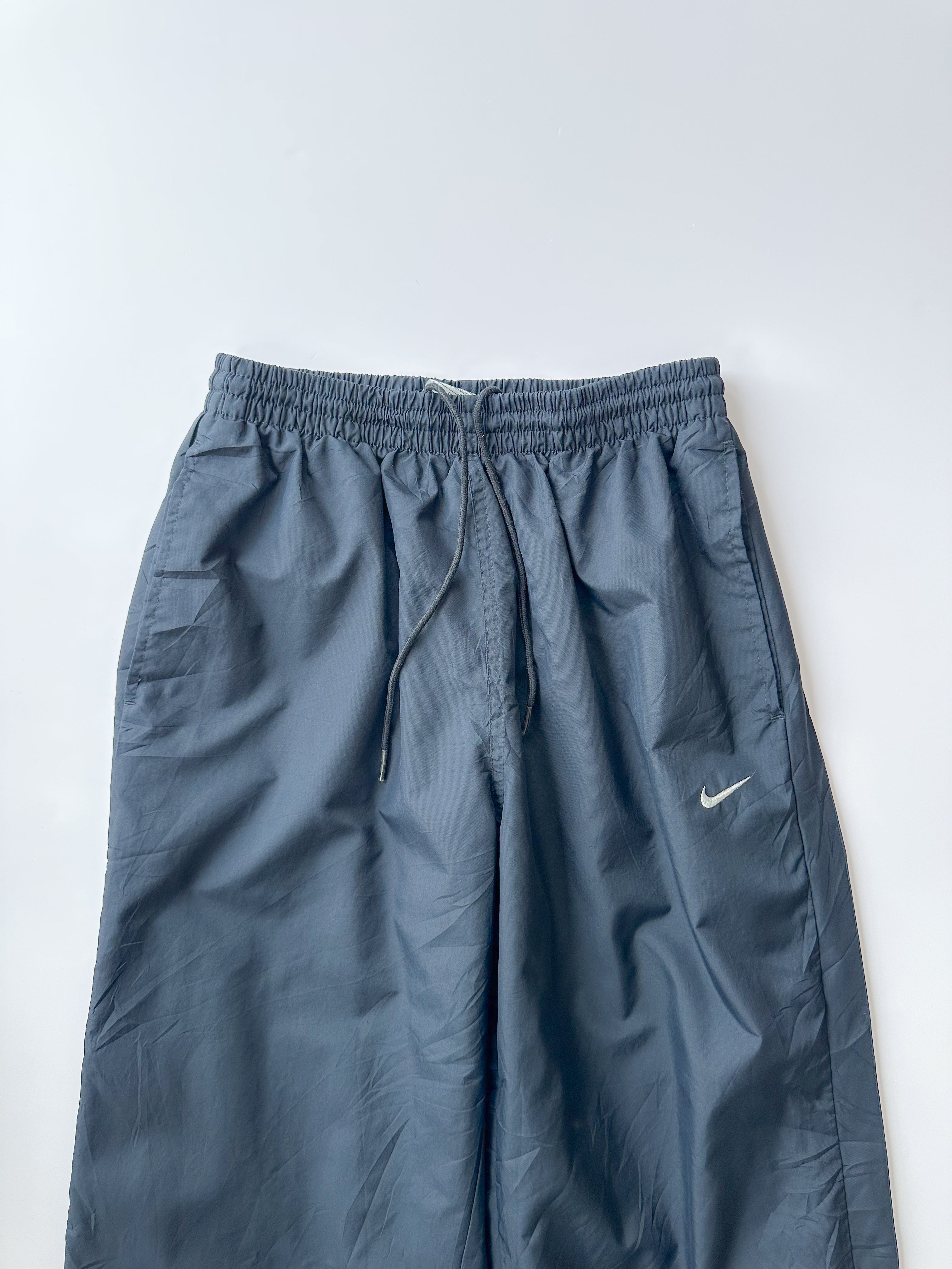 nike track pants / size small