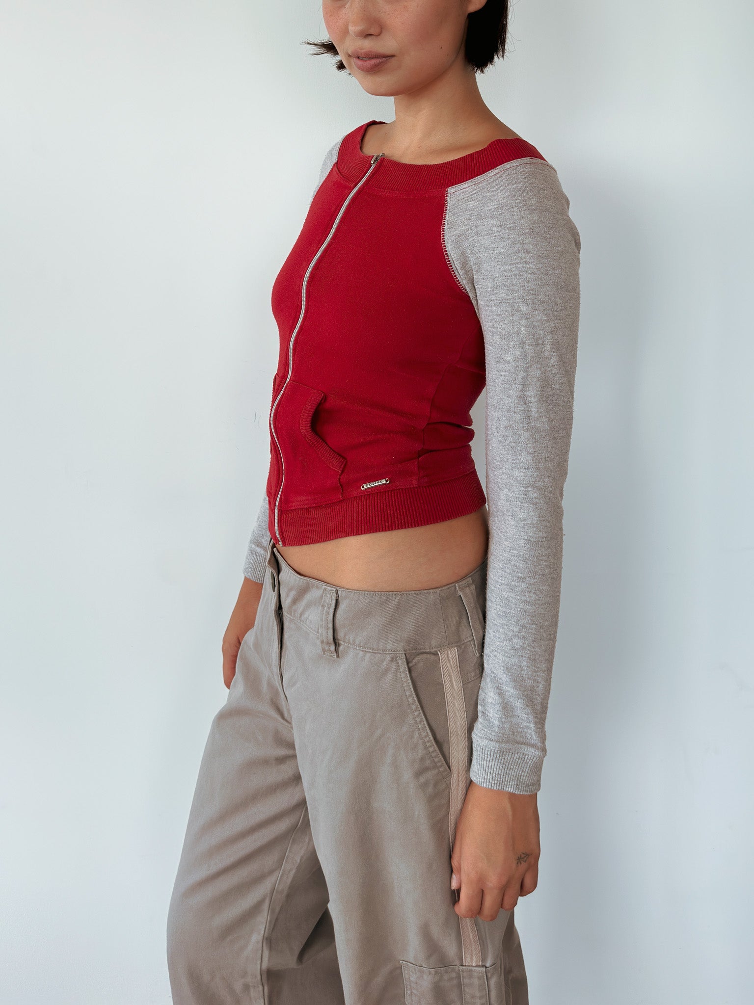 zip sporty top — size XS-S