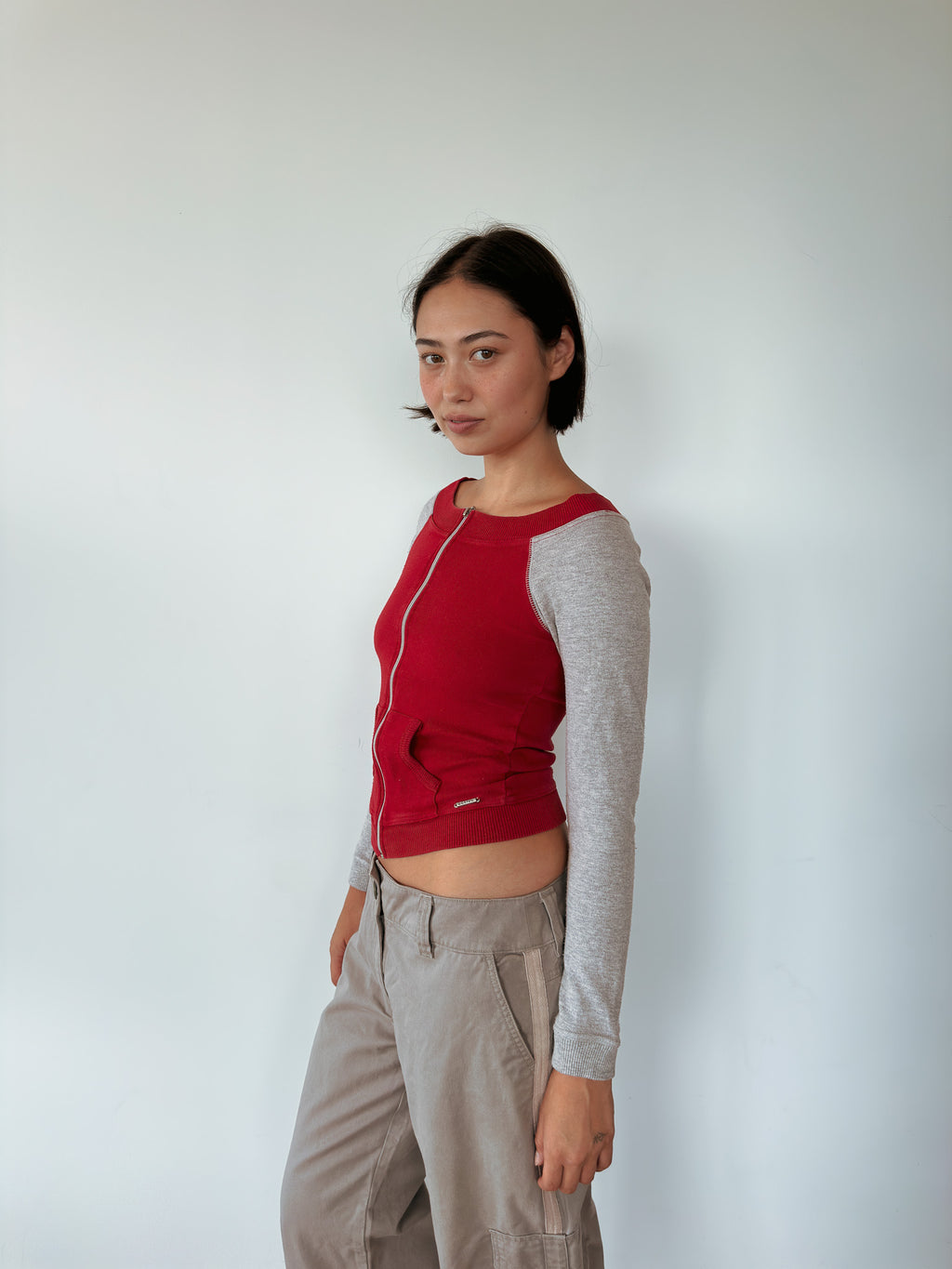 zip sporty top — size XS-S