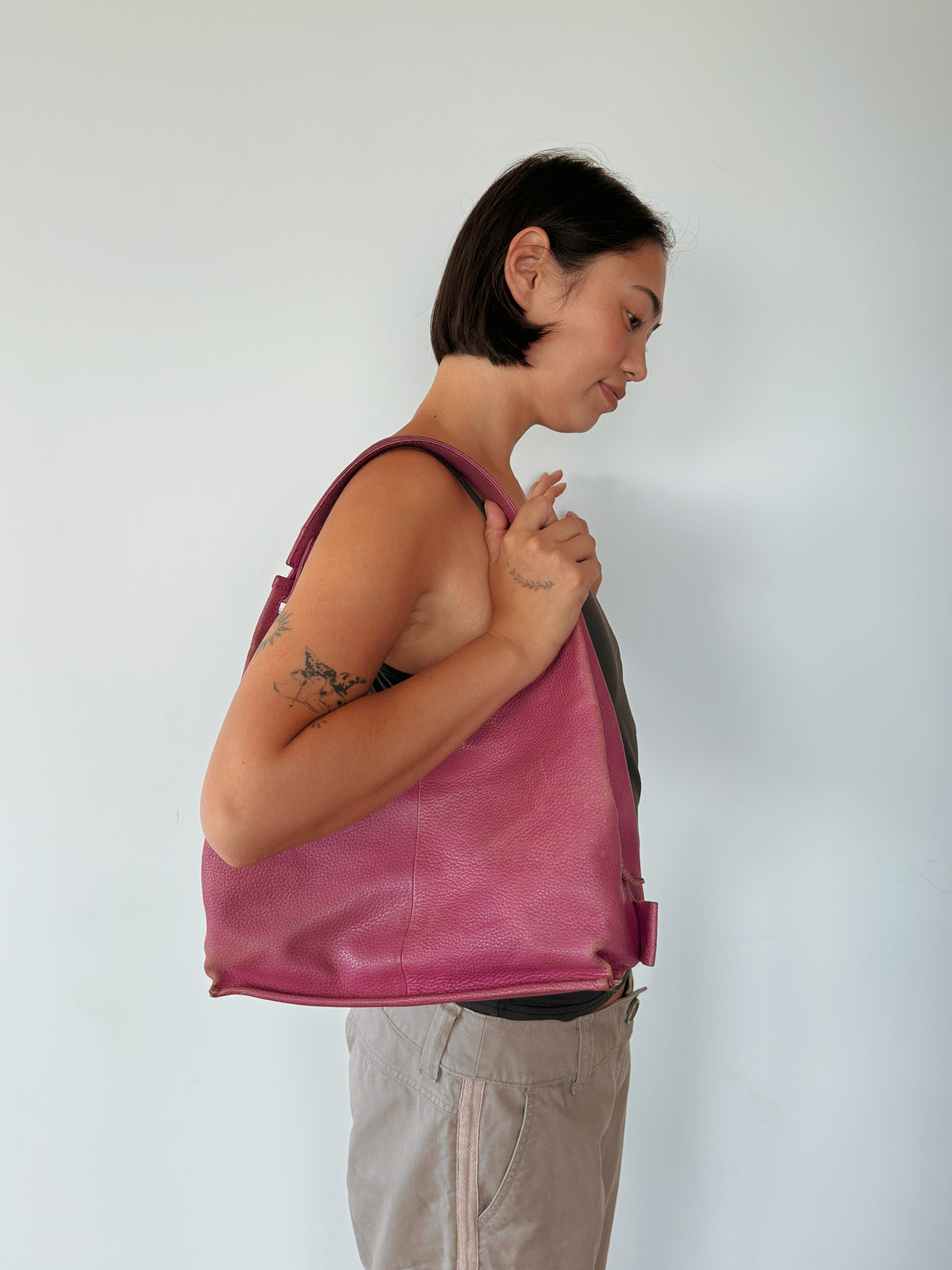 pink leather handbag — one size