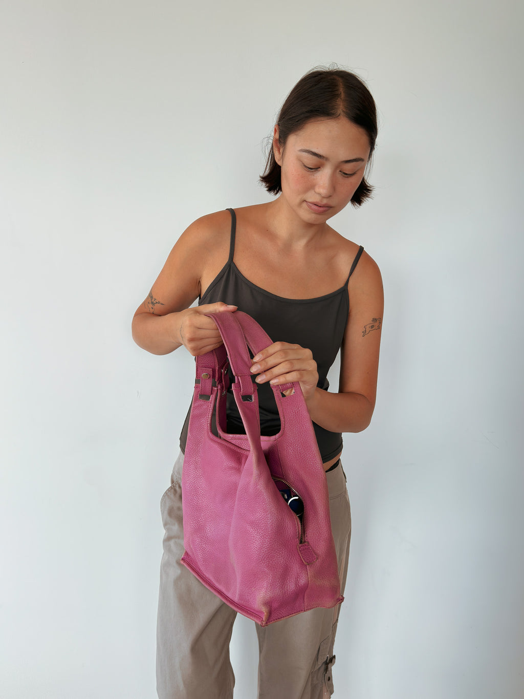 pink leather handbag — one size