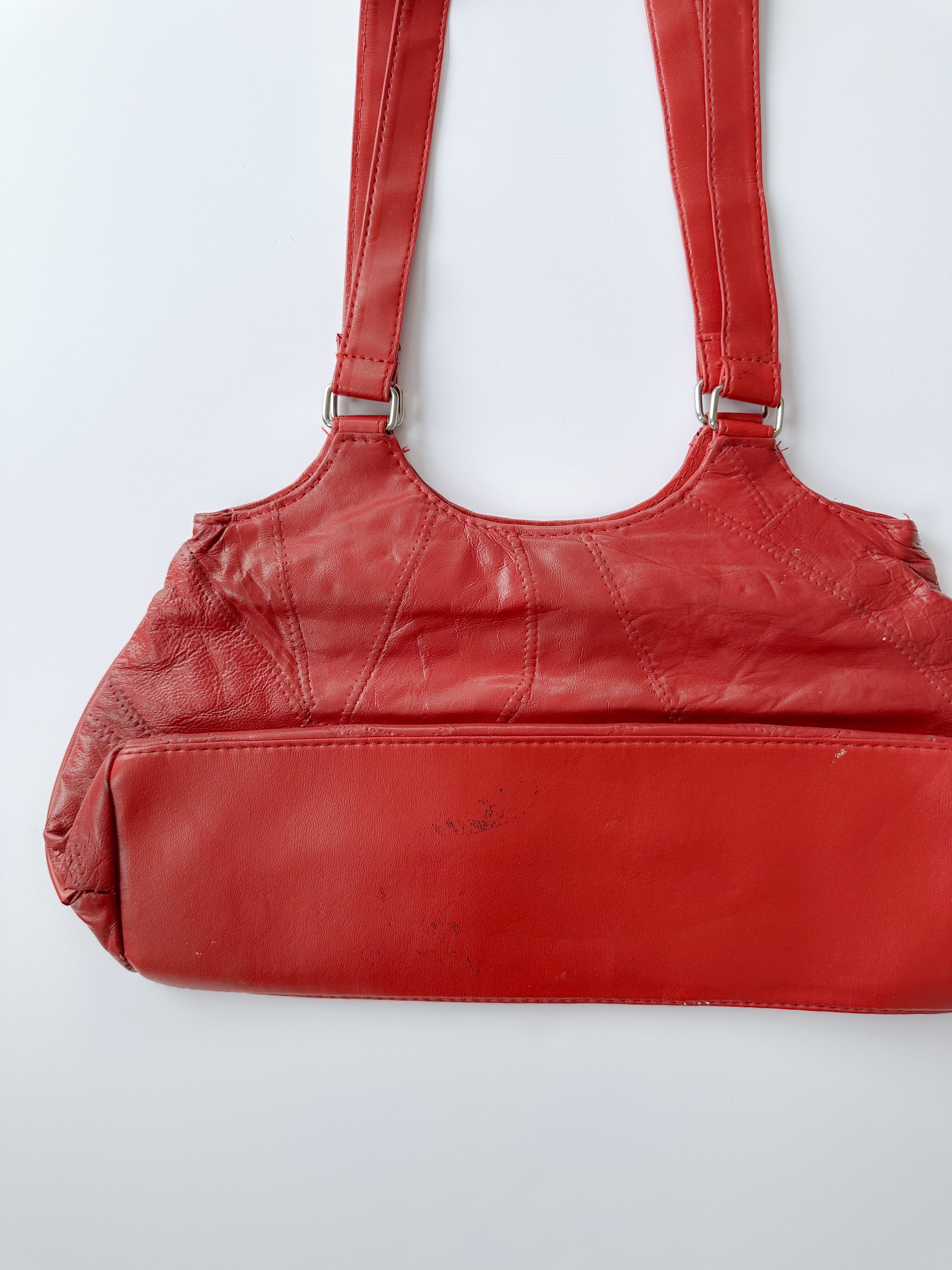 red hand bag / one size