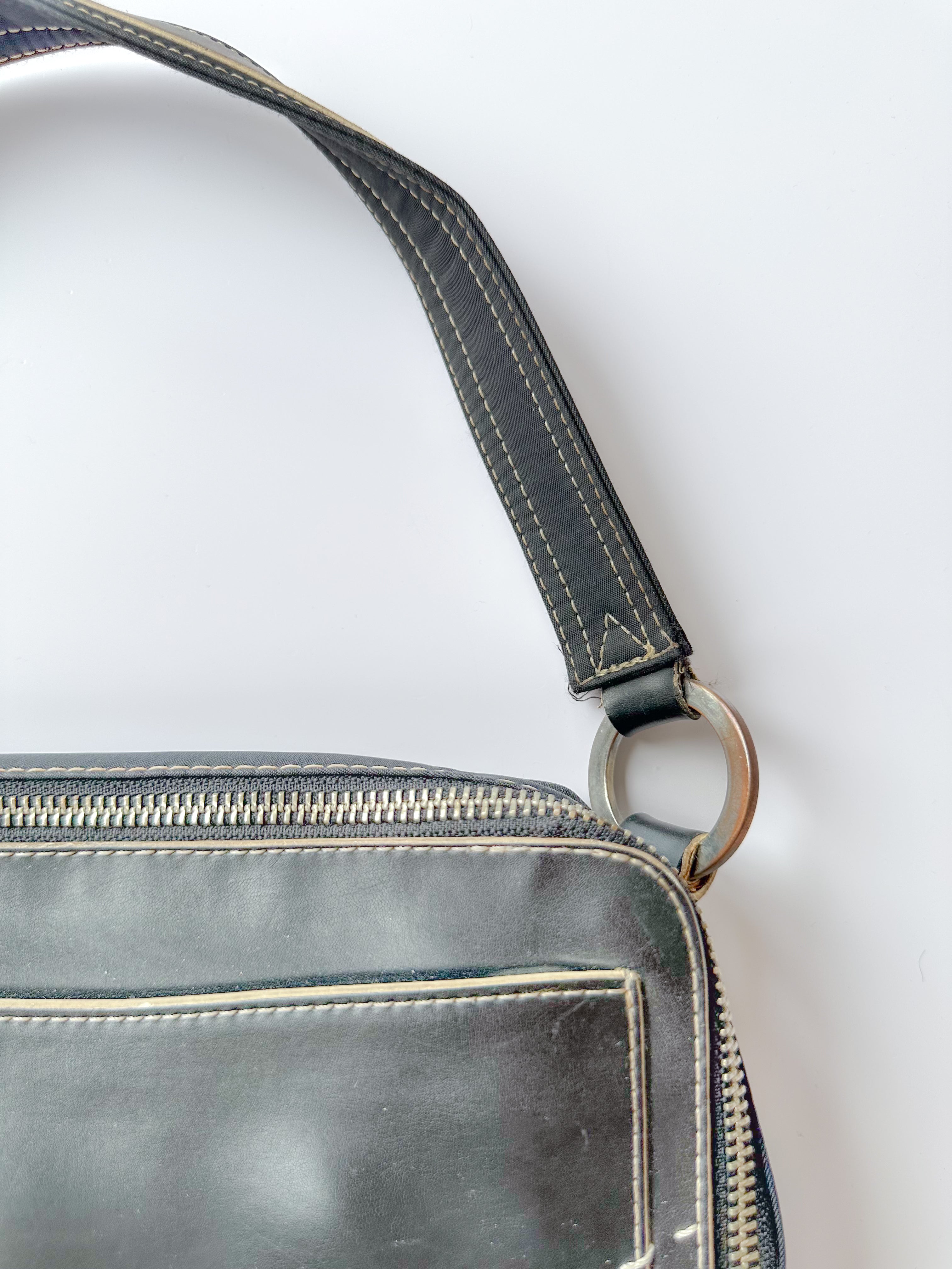 black hand bag / one size