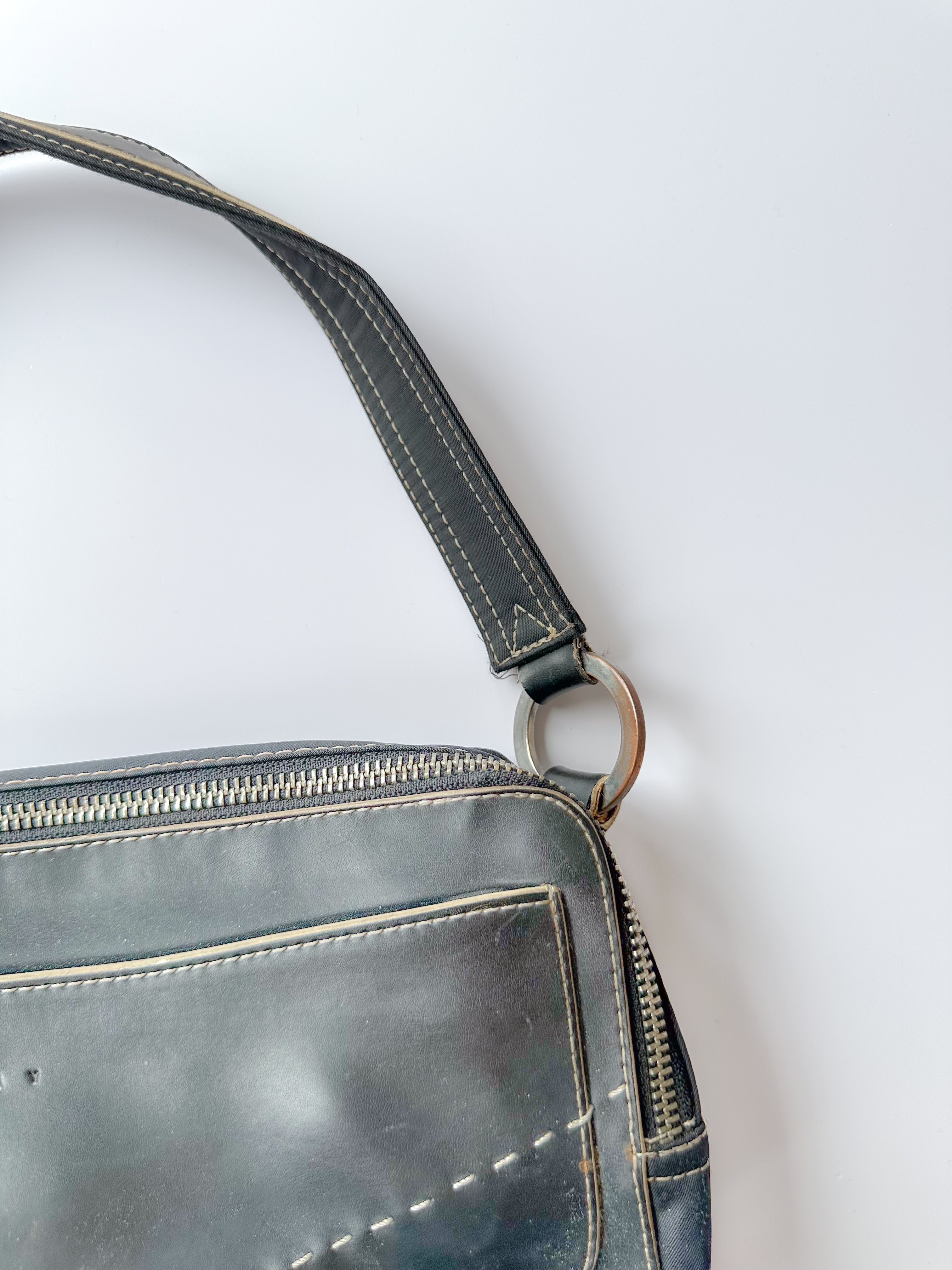 black hand bag / one size