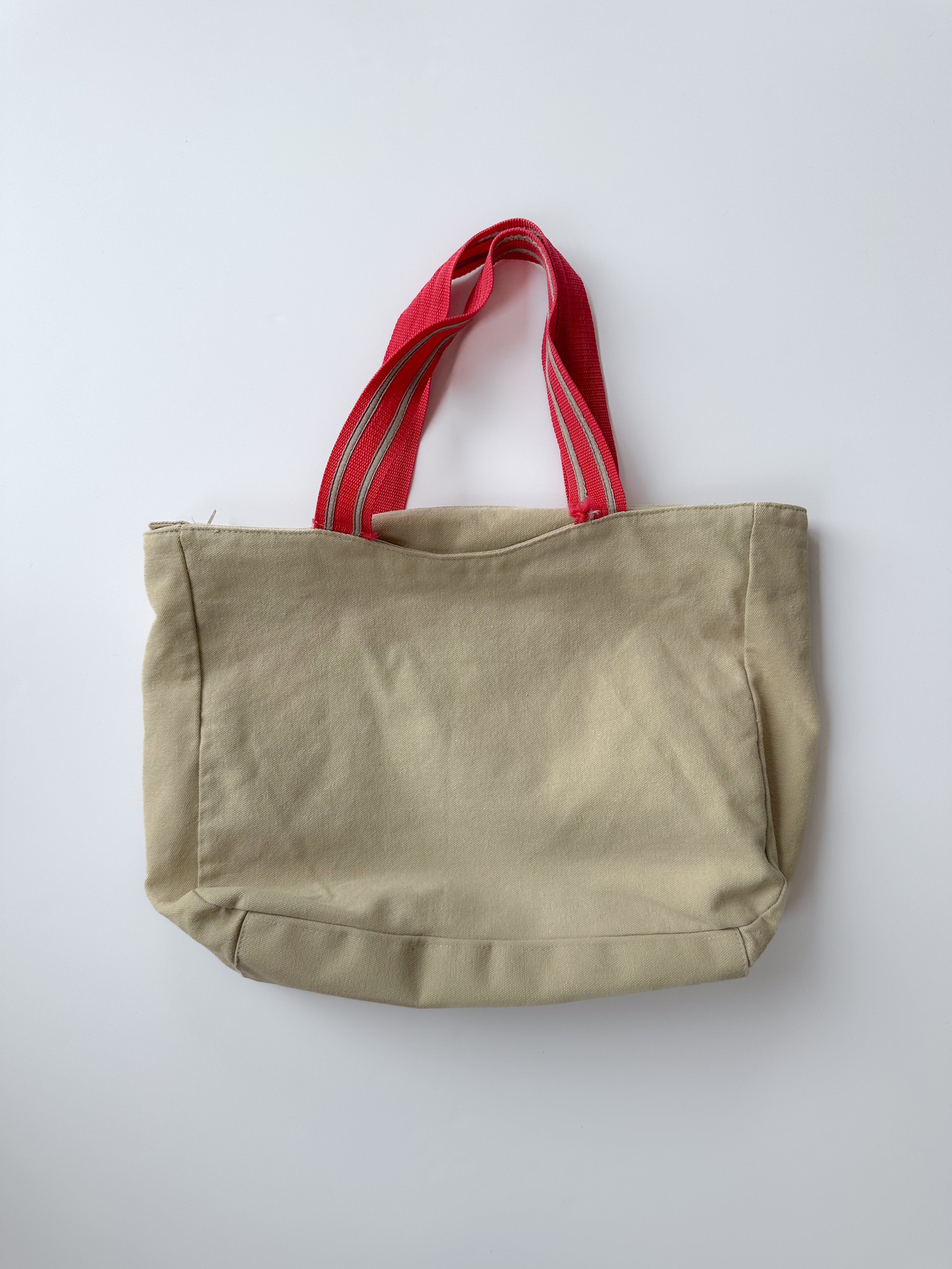 studded ruffle tote bag / one size