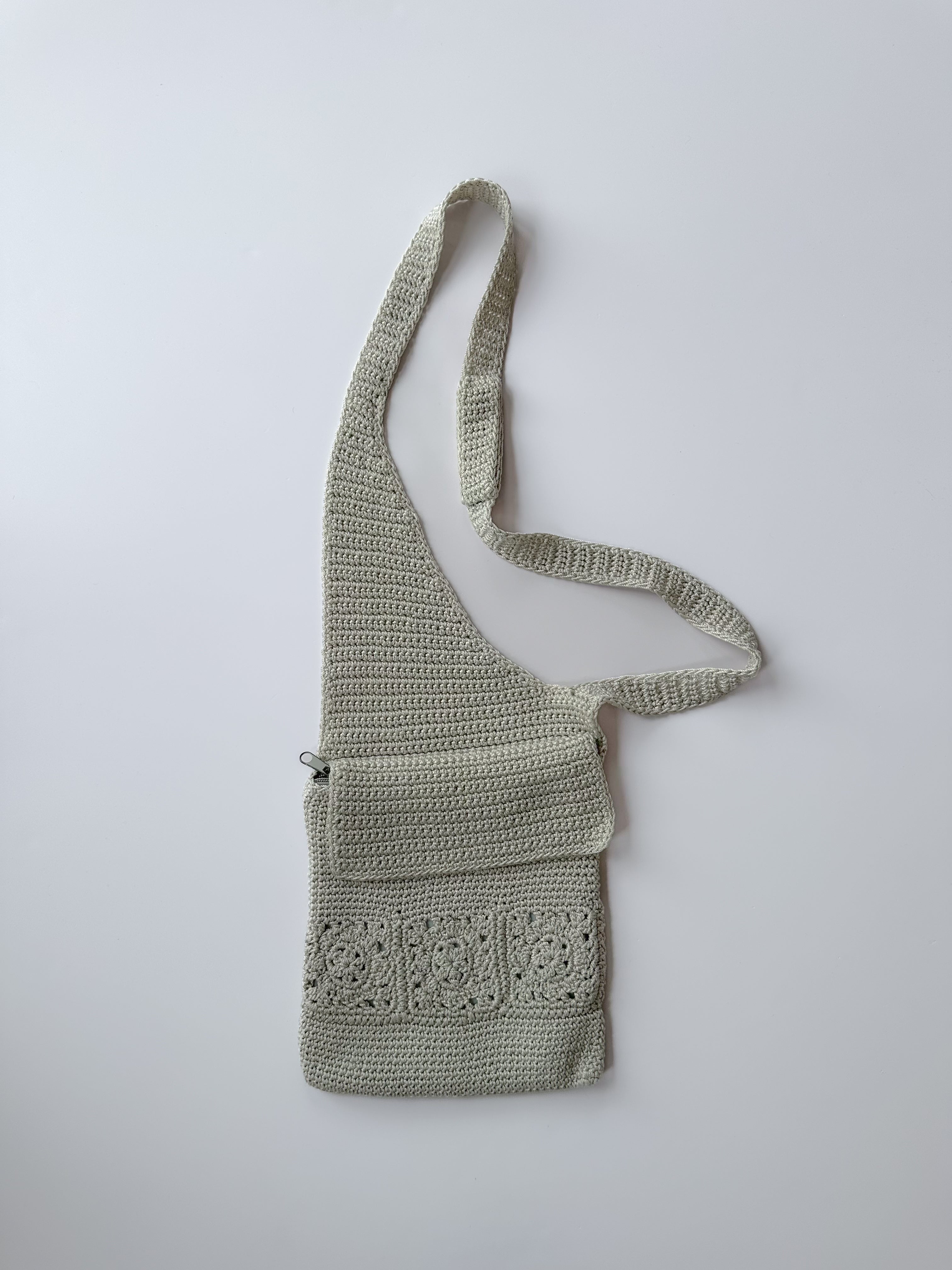 crochet cross body bag / one size