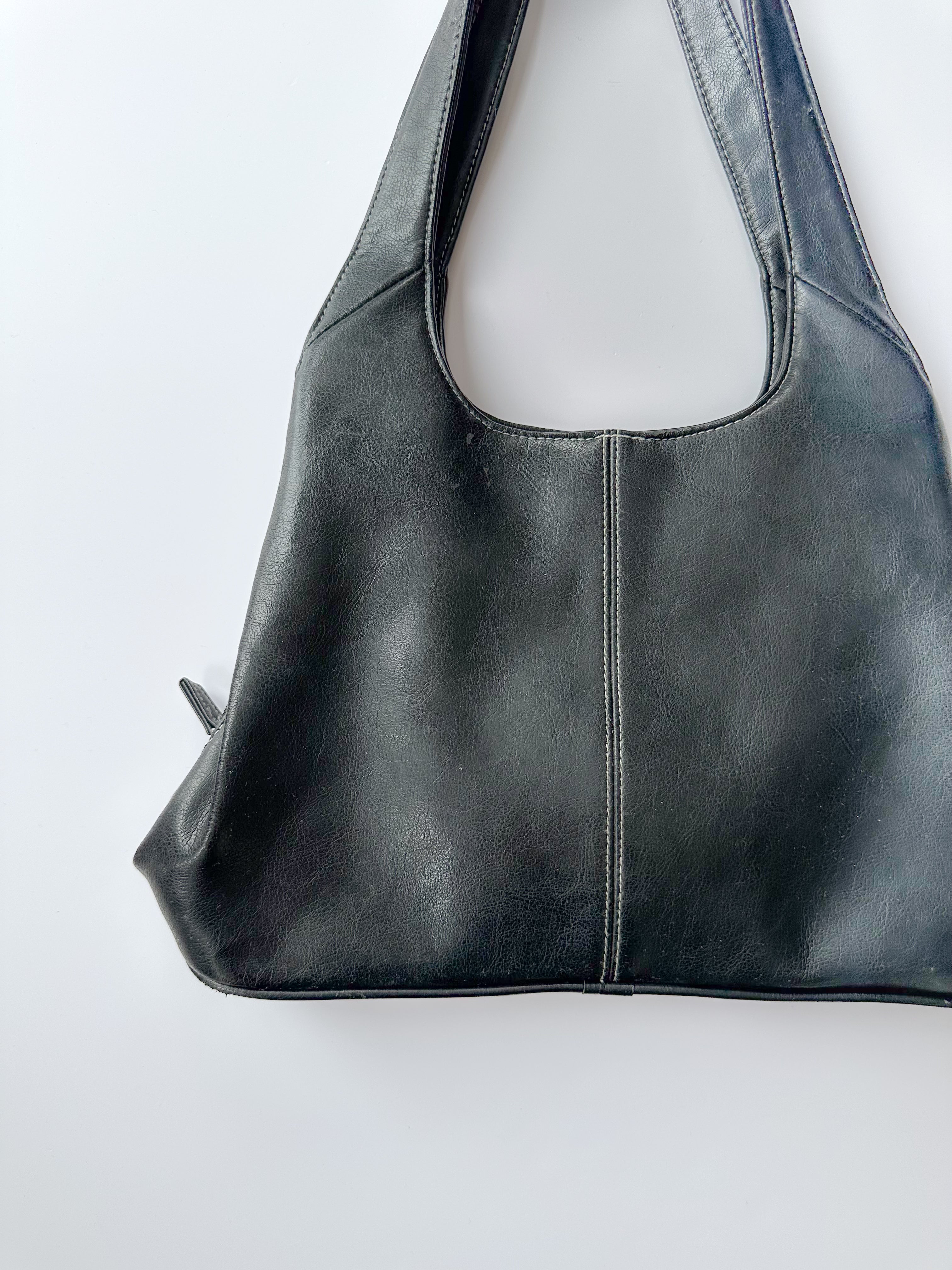 chic black handbag / one size