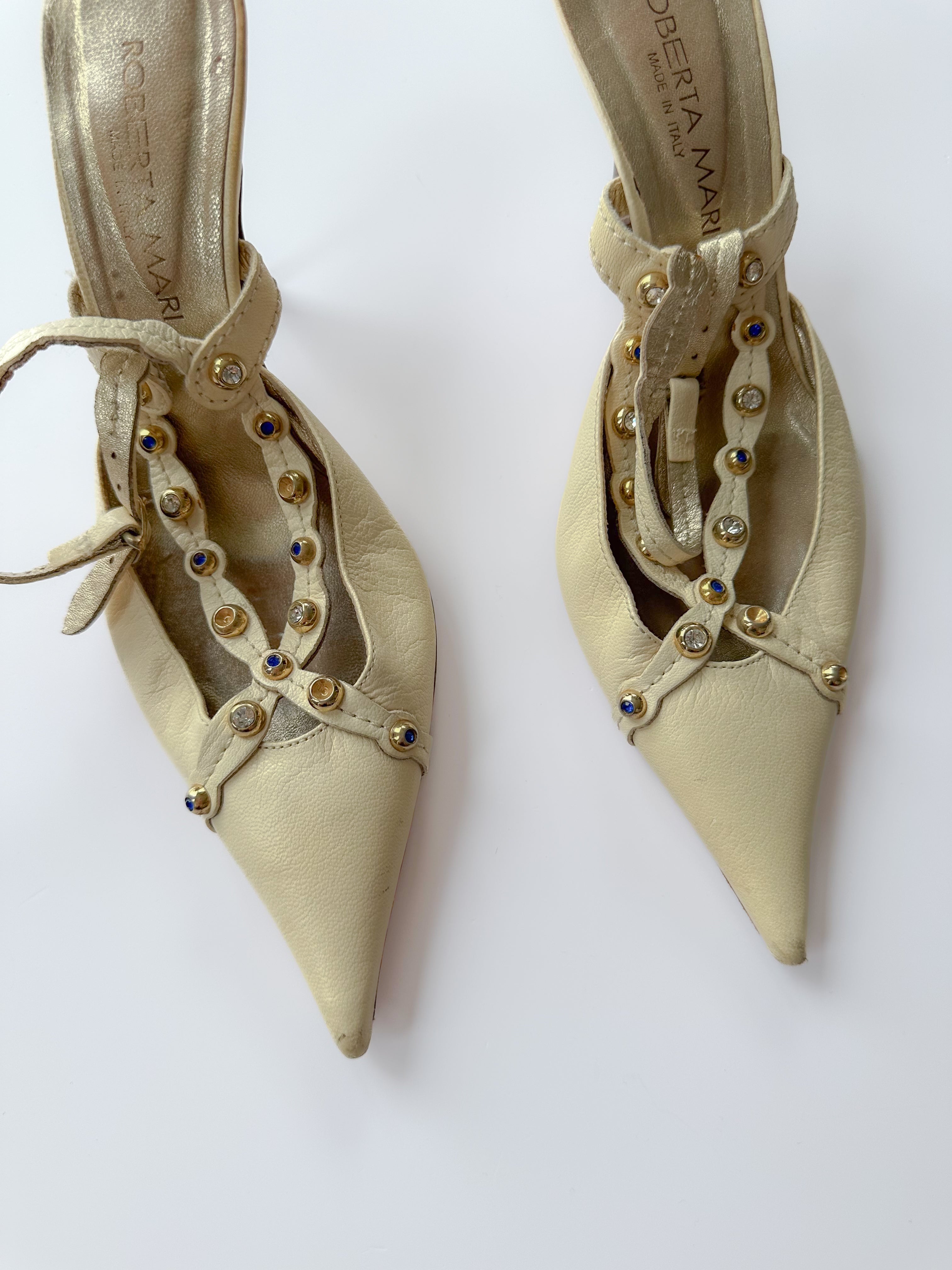 pointed toe kitten heels / uk size 3