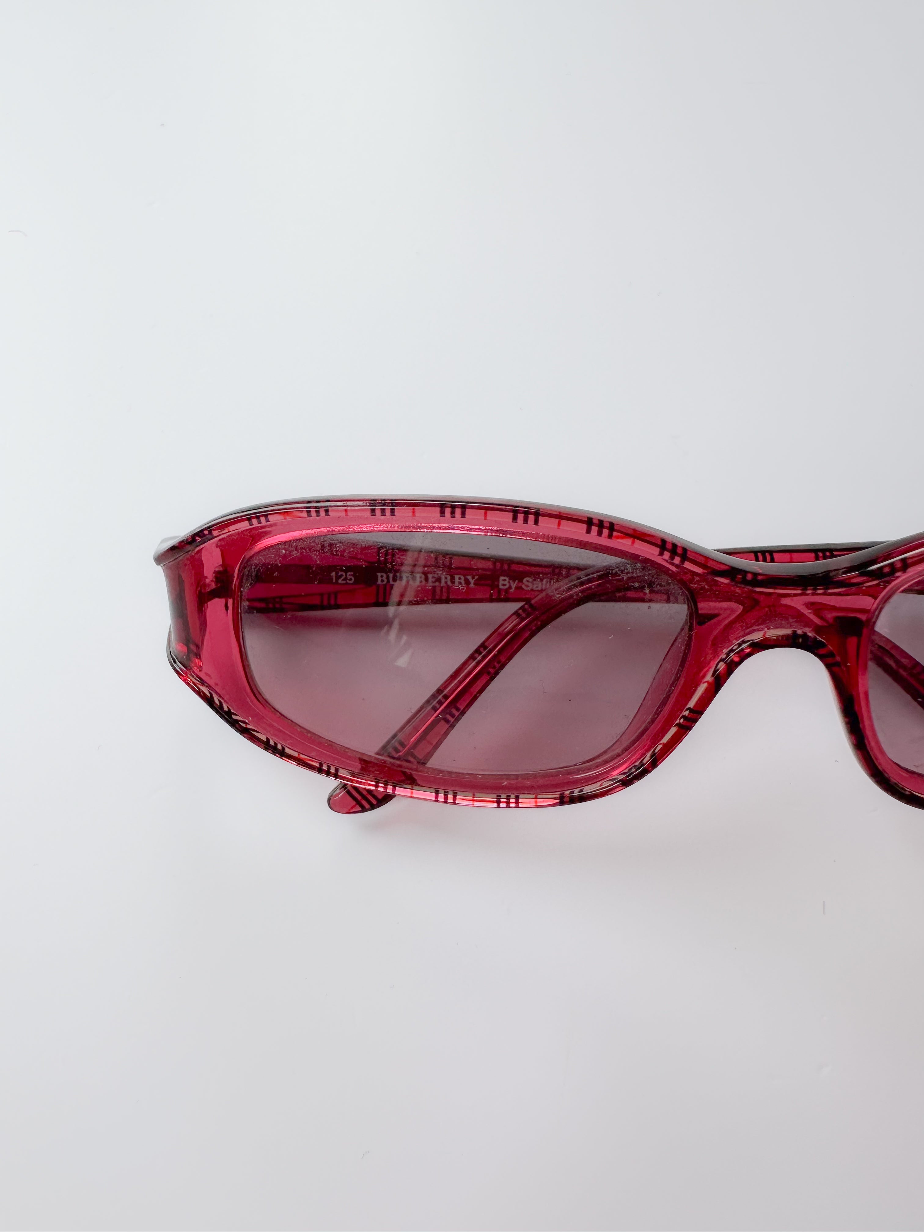 burberry sunglasses / one size