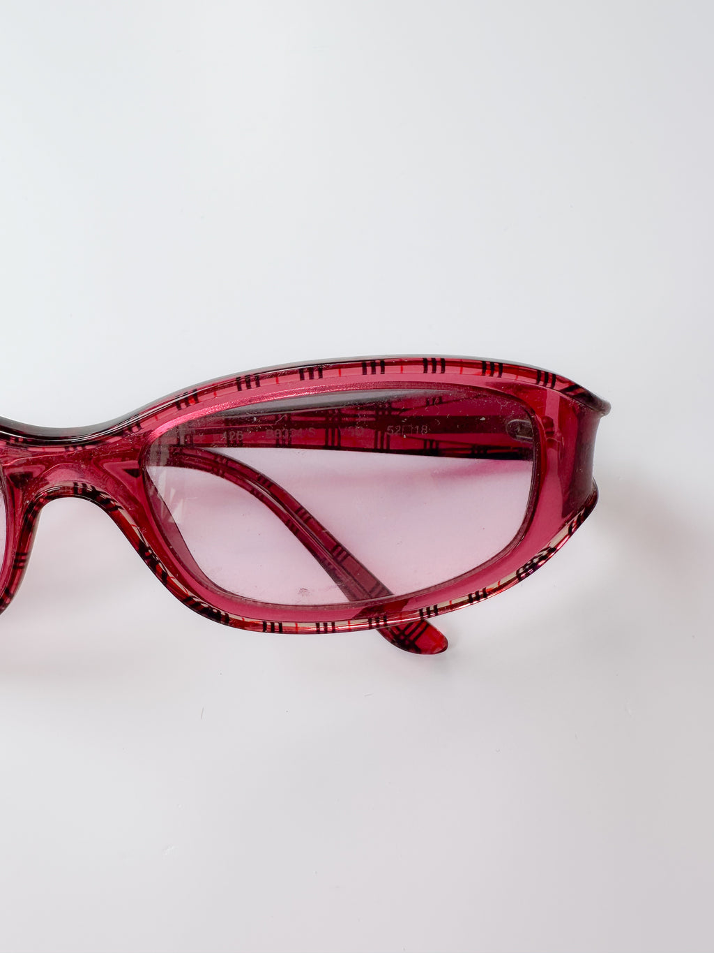 burberry sunglasses / one size