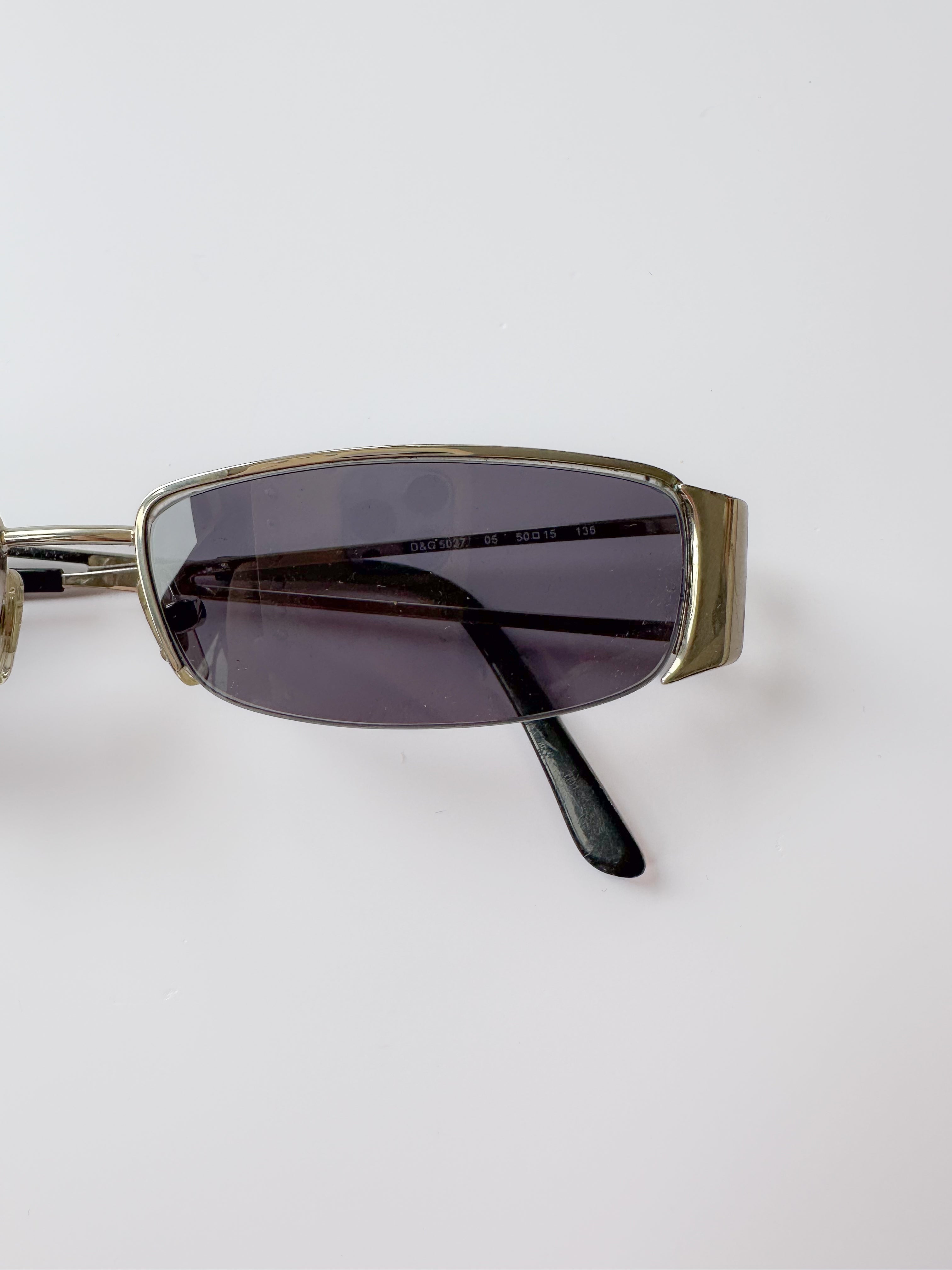 skinny sunglasses / one size