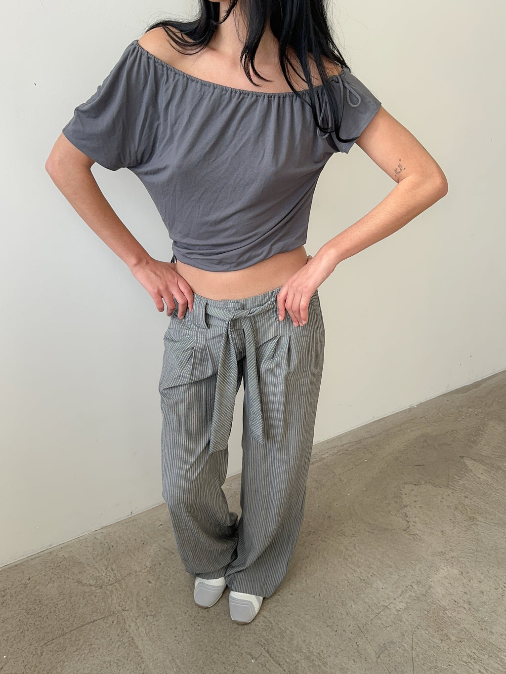 low rise pinstripe trousers / size xs