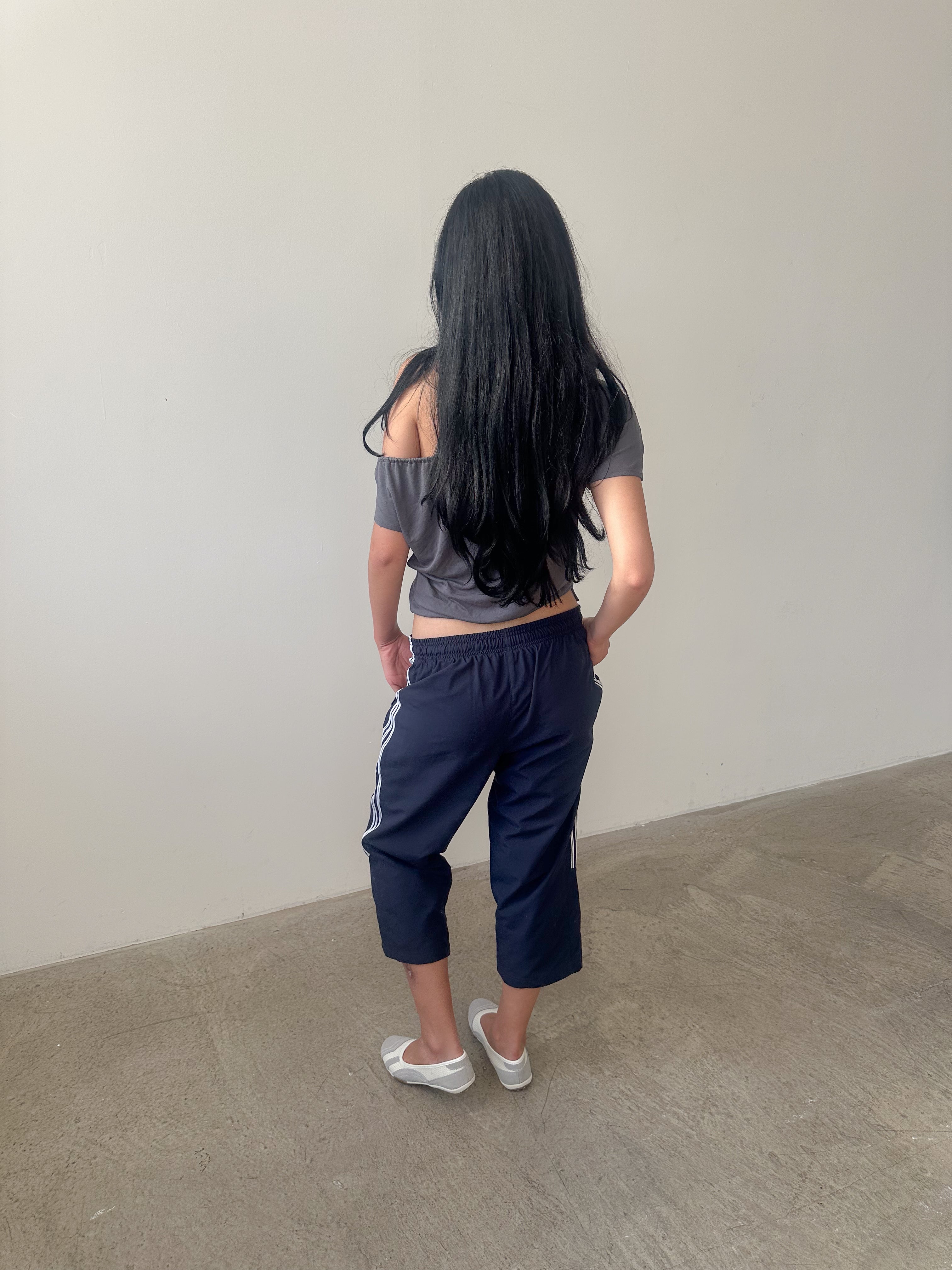 adidas capri pants / size s