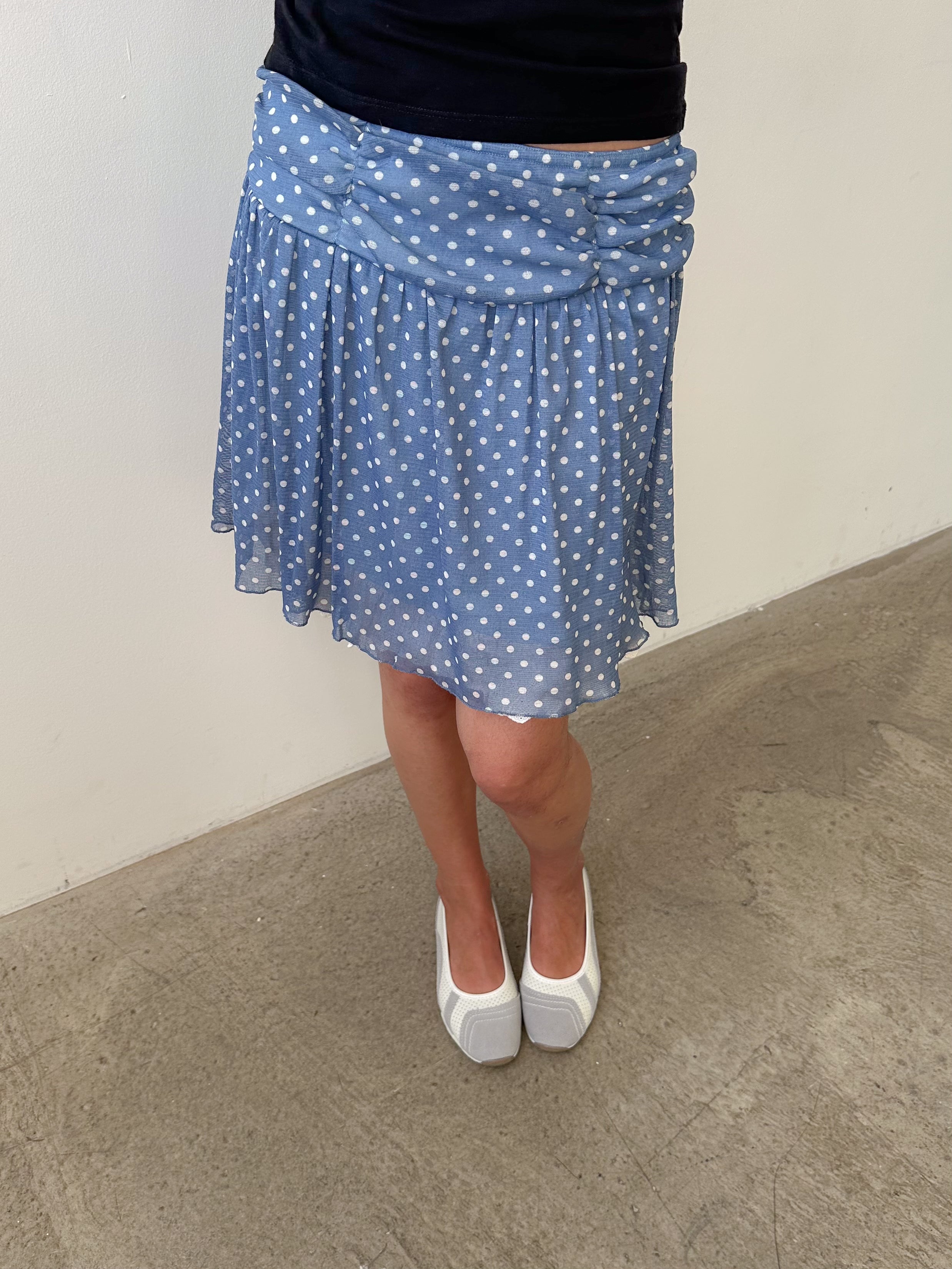 polka dot skirt / size xs-m (really stretchy)