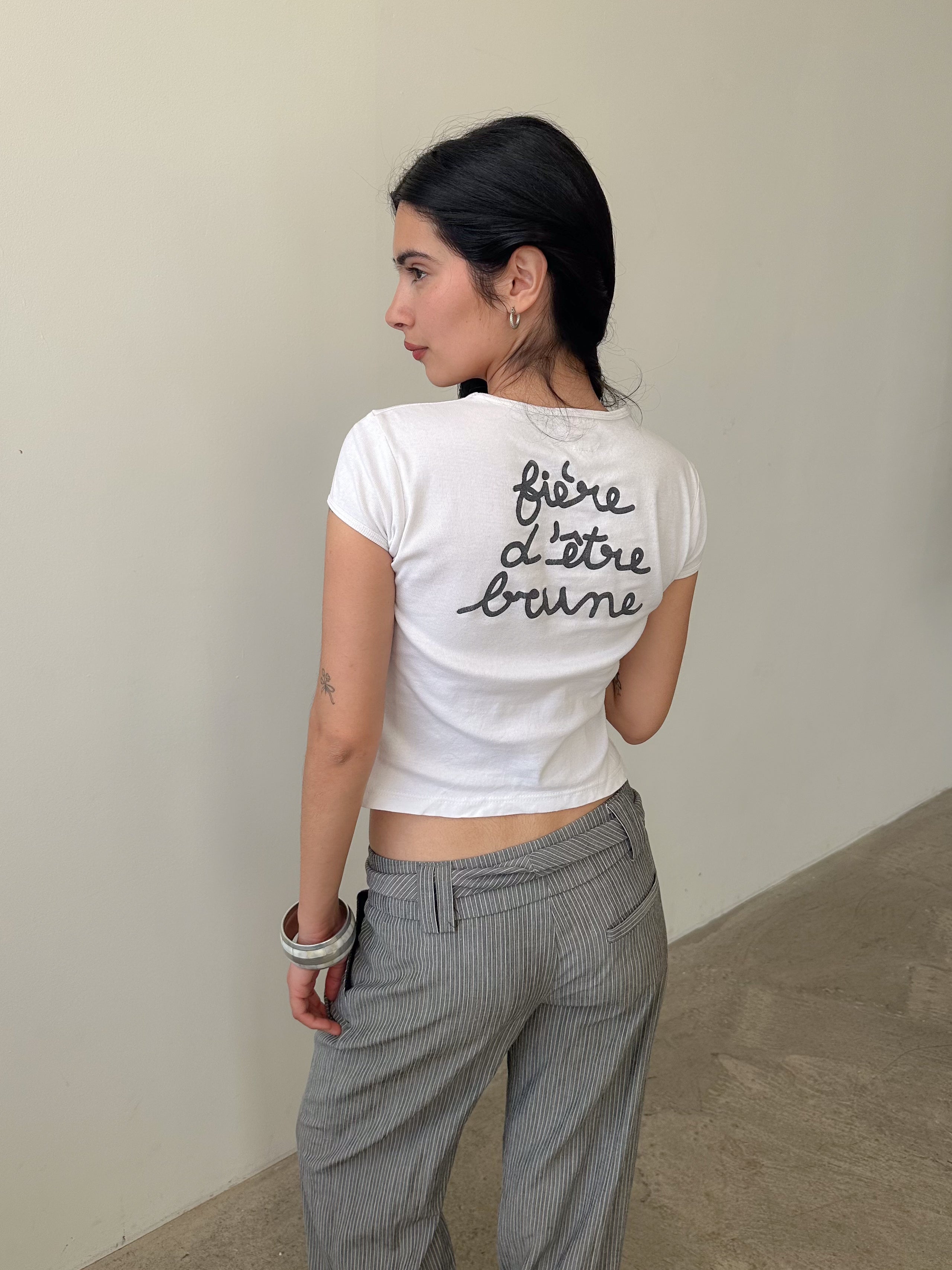 100% moi baby tee / size xs