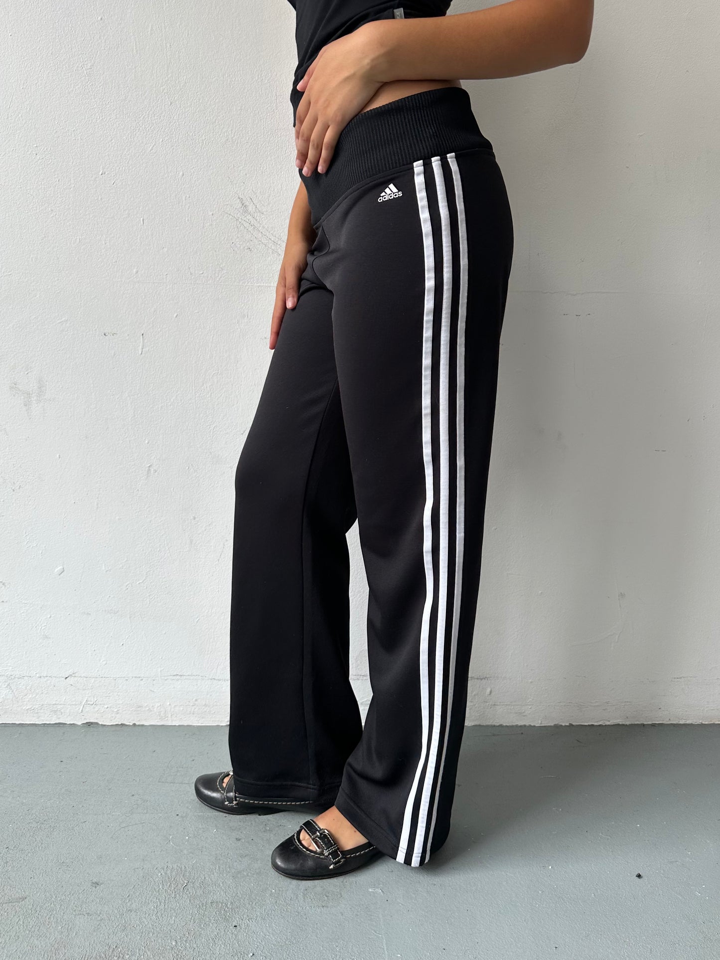 Vtg Adidas Track Pants ∙ SIZE M