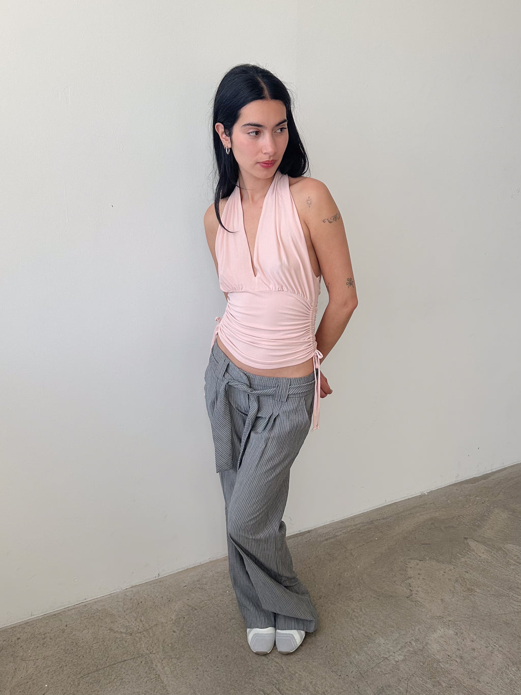 slinky halter neck top / size m
