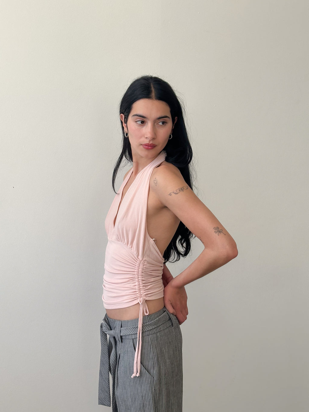 slinky halter neck top / size m