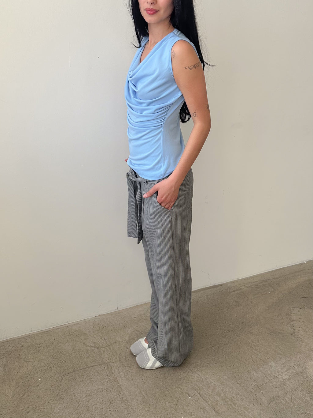 draped tank top / size m-l