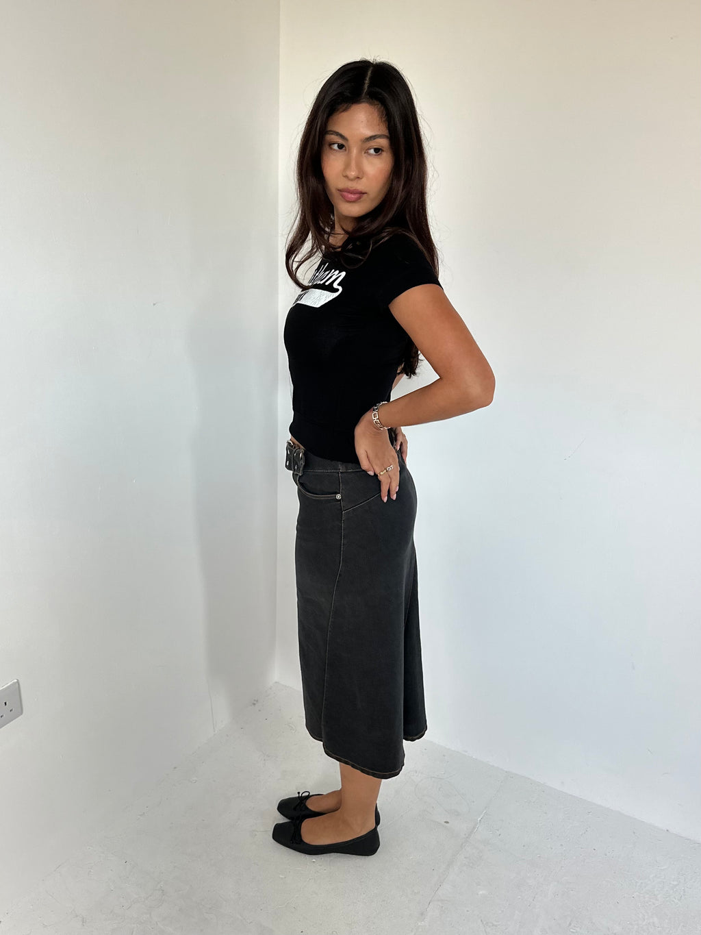 denim midi skirt — size xs/s