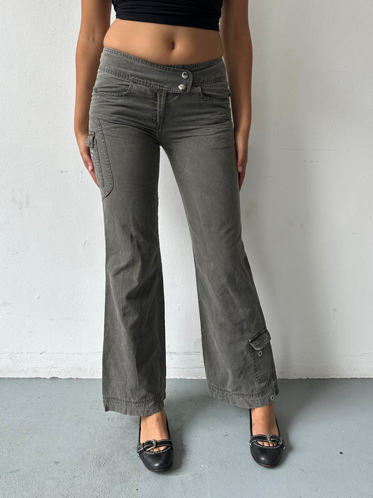 90's Khaki Flares ∙ SIZE XS