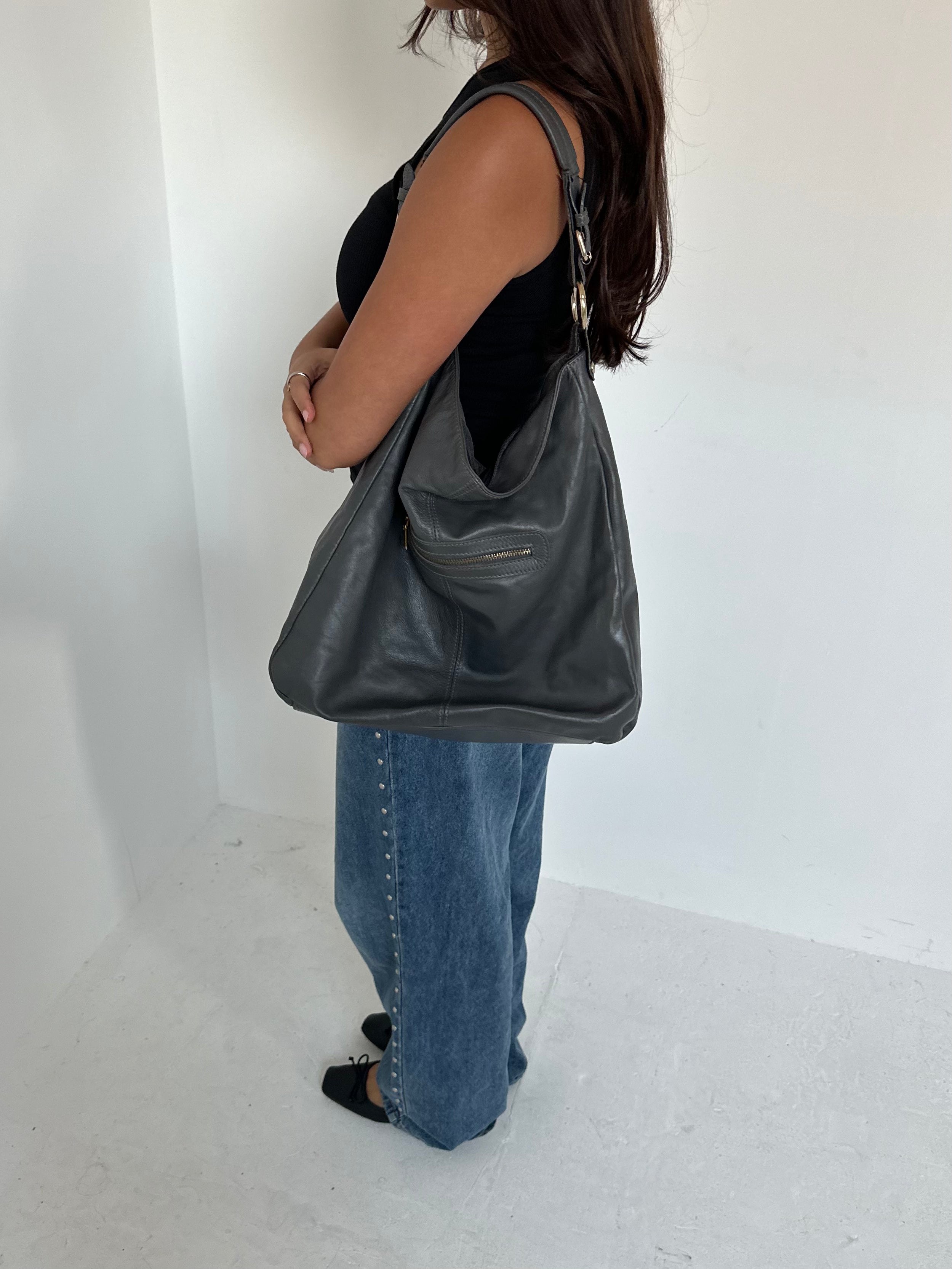 slouchy leather bag — one size