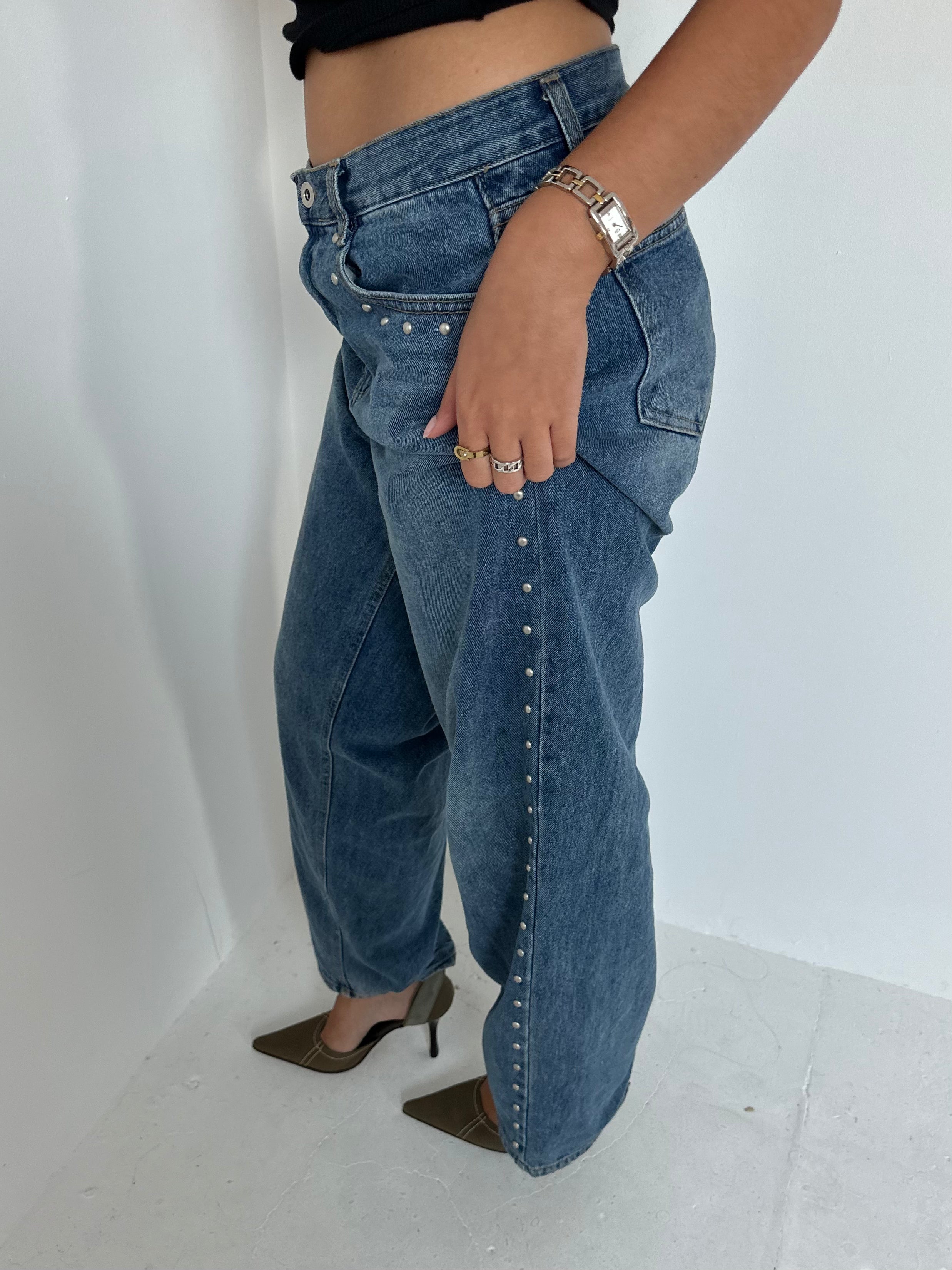 pointed heels — size 5