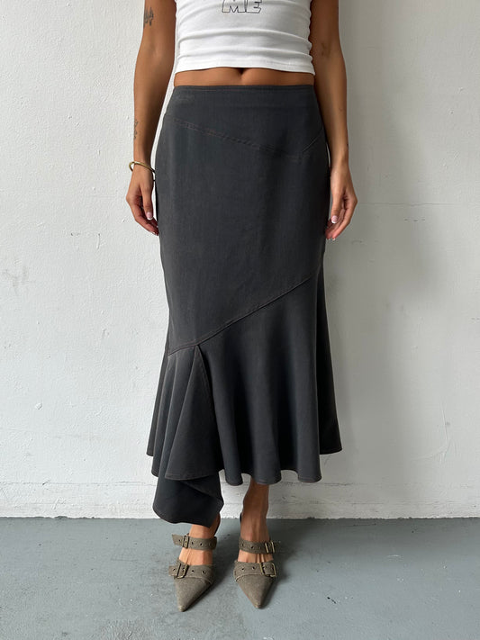 90's Asymmetric Skirt ∙ SIZE XS/S