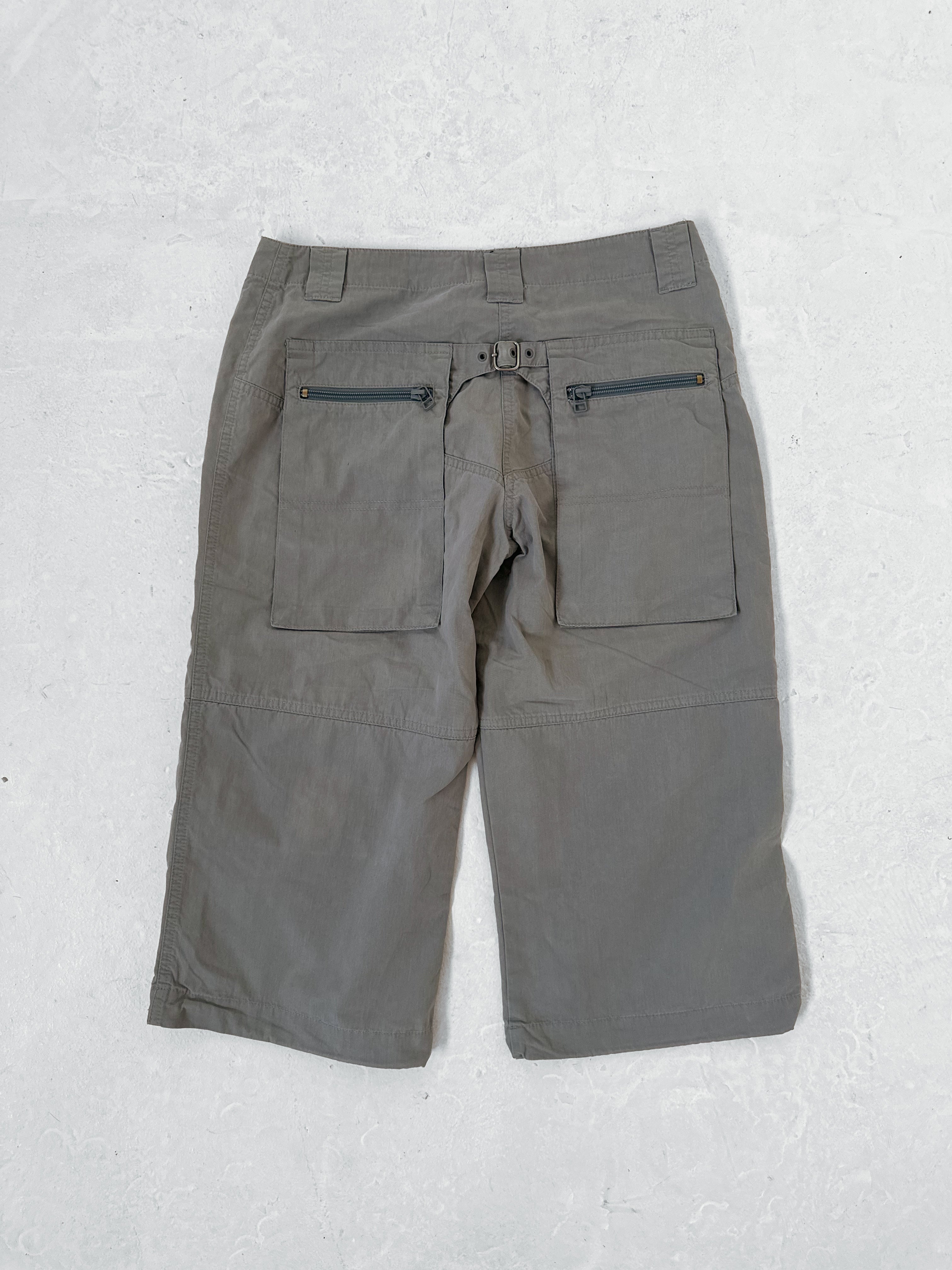cargo capri pants — size xs