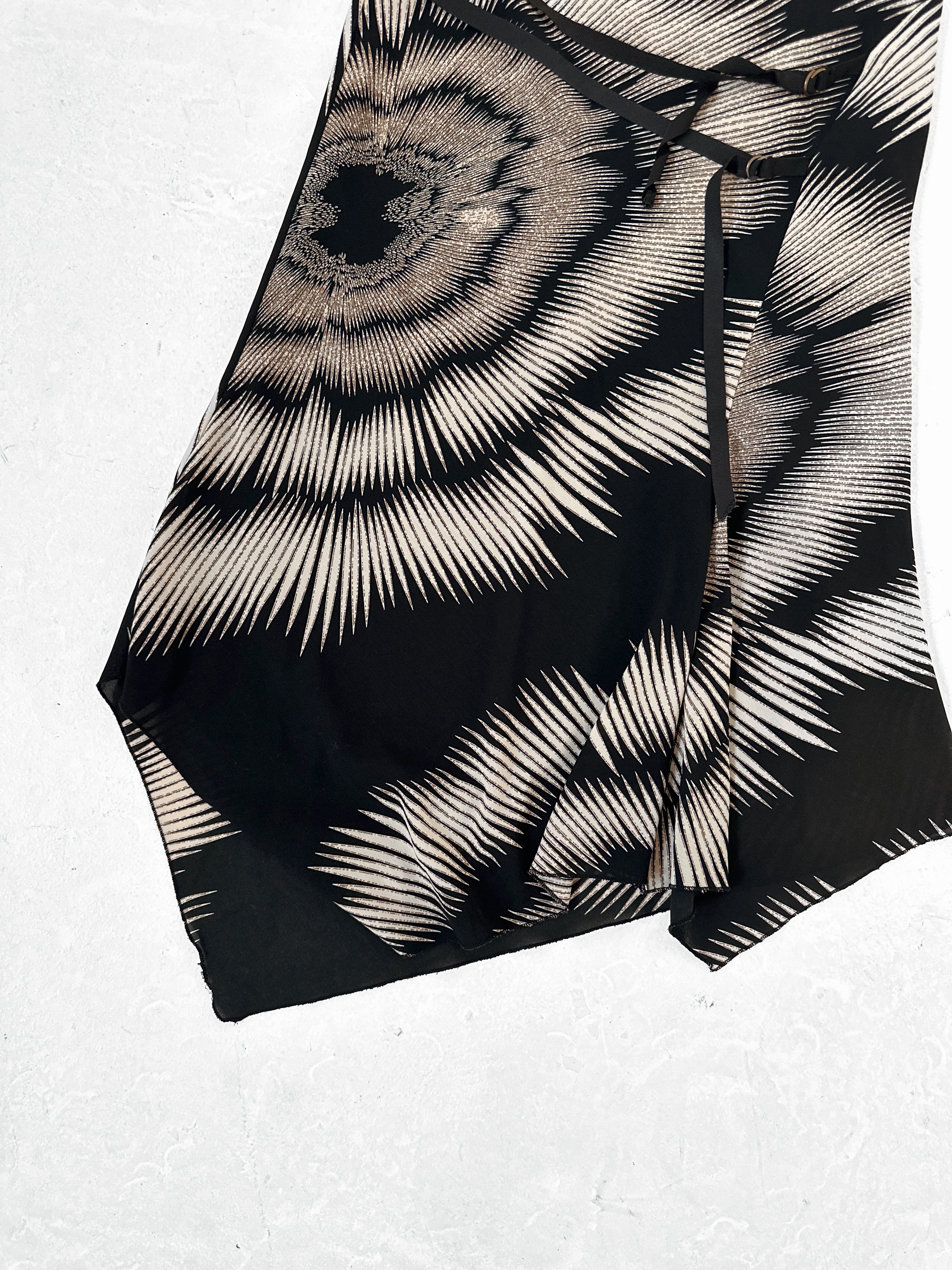 asymmetric skirt — size xs/s