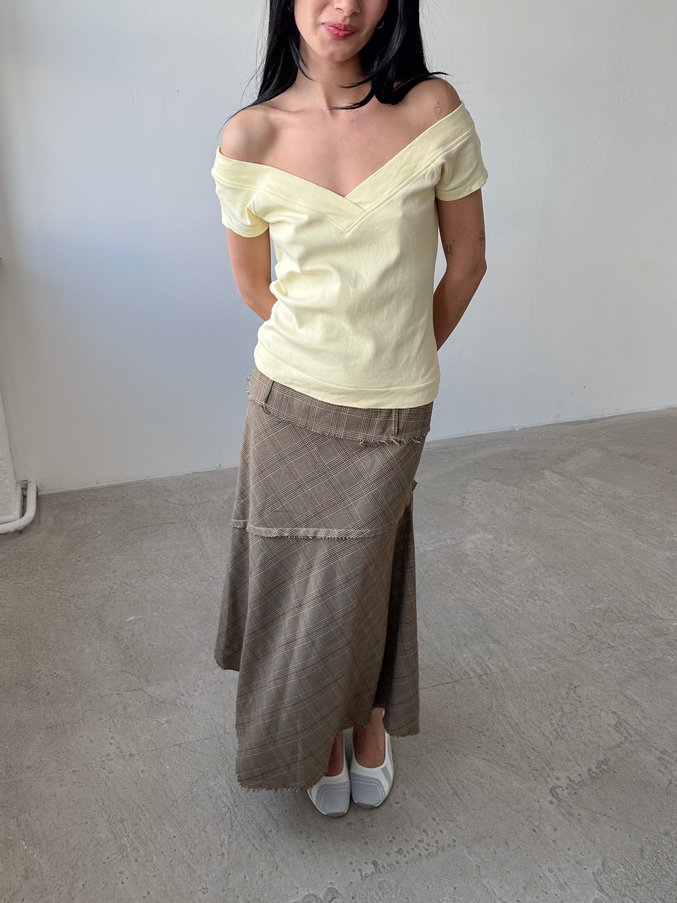 off shoulder tee / size m