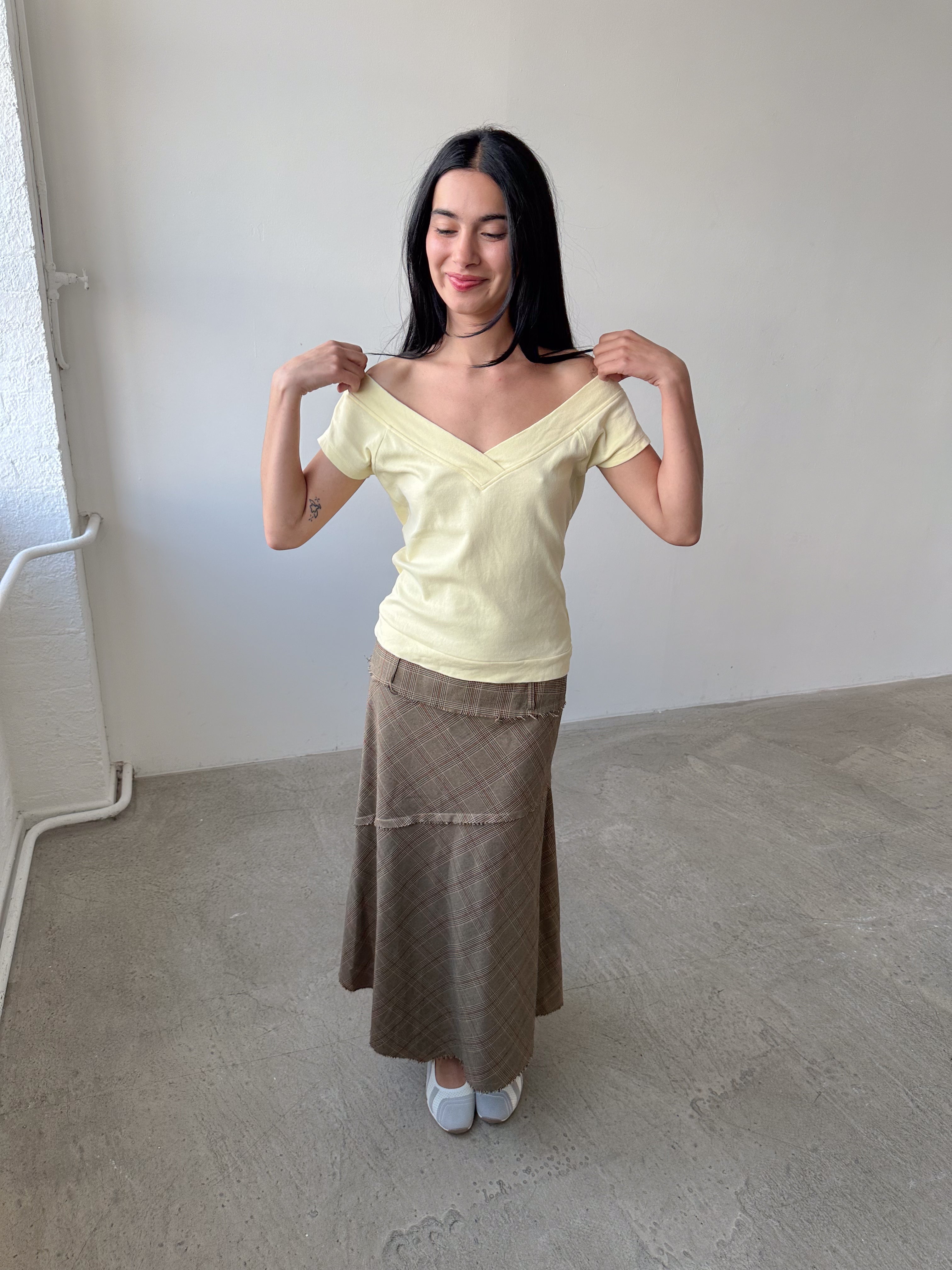 off shoulder tee / size m