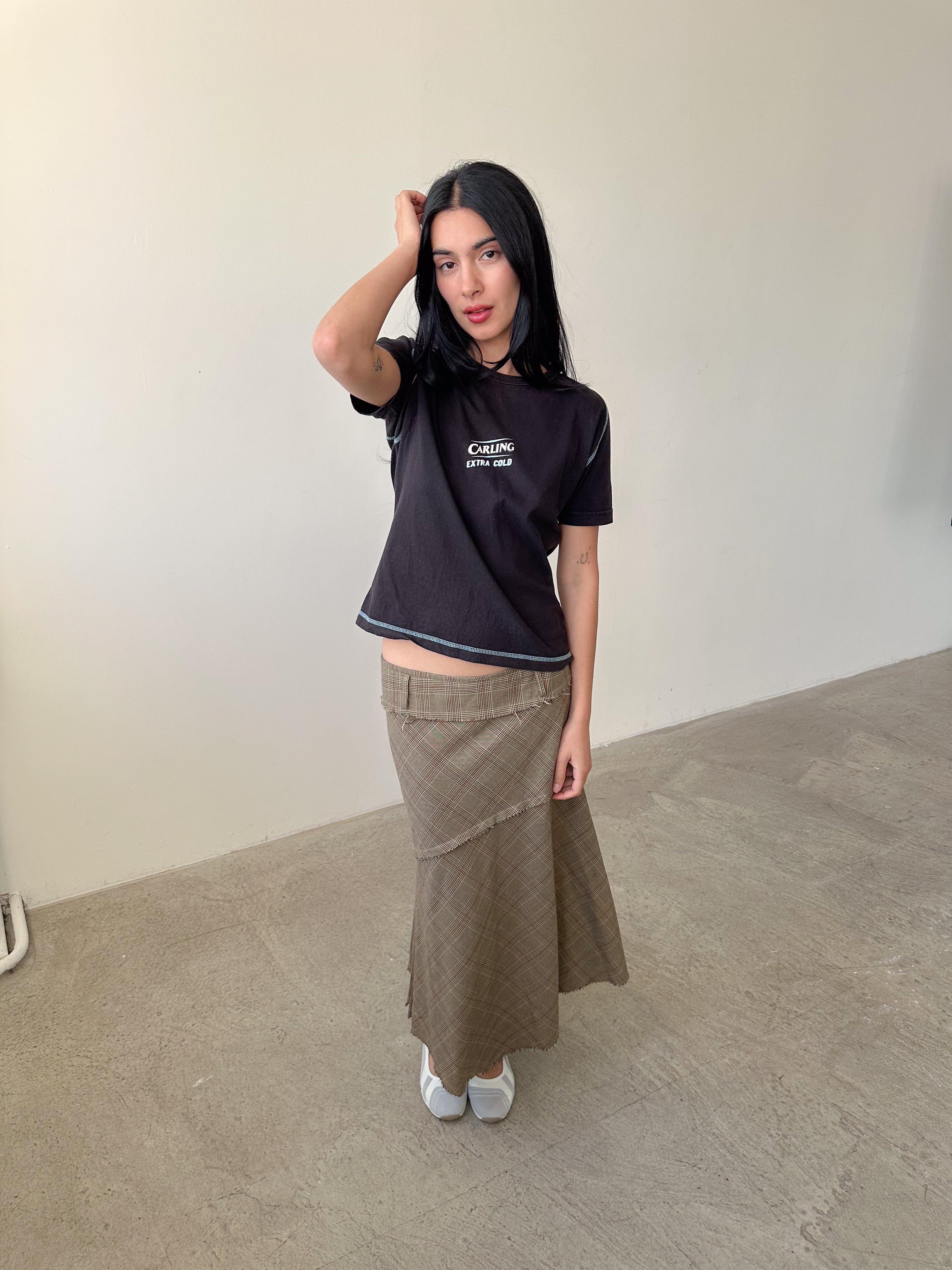 carling graphic tee / size m