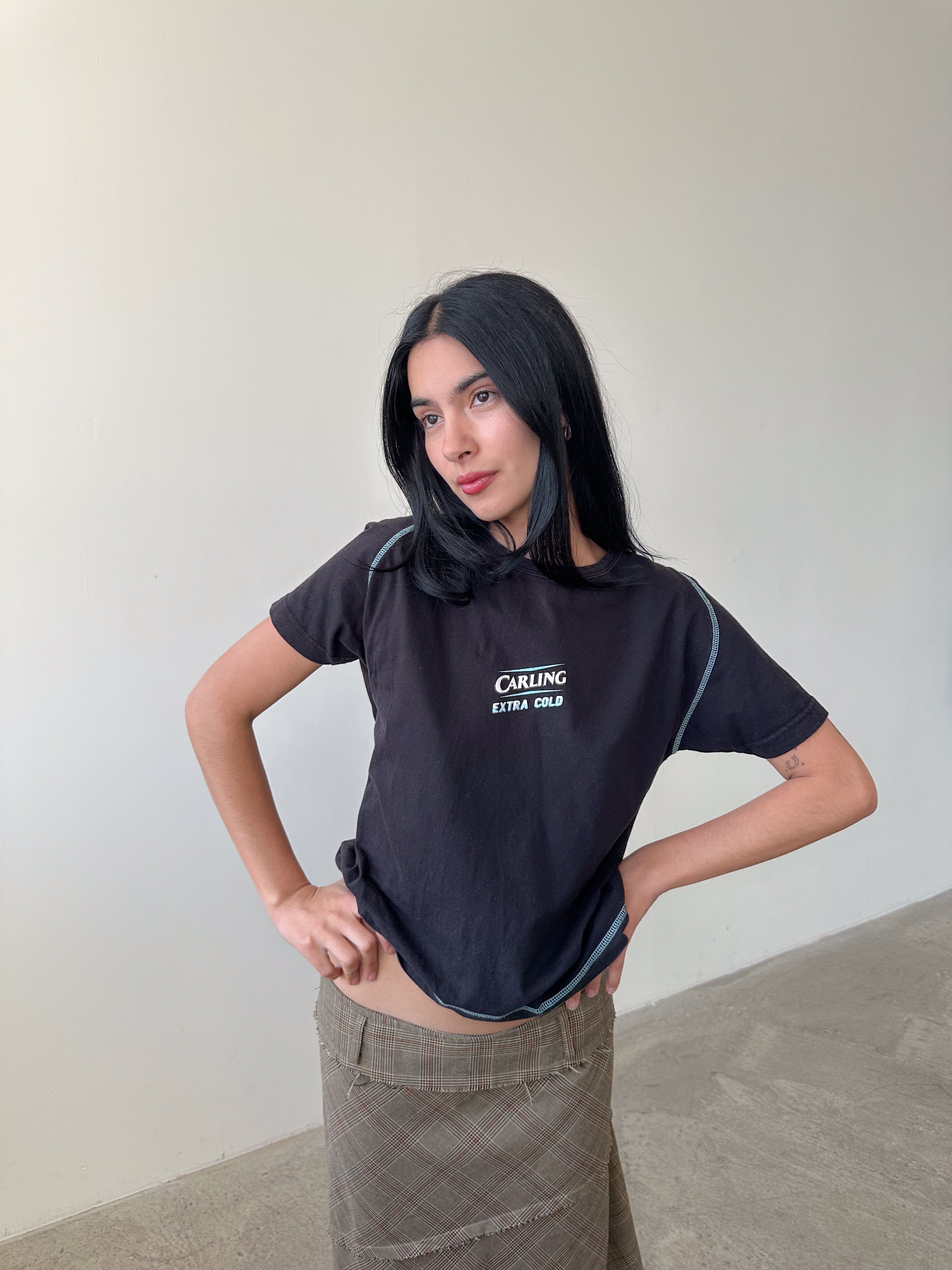 carling graphic tee / size m