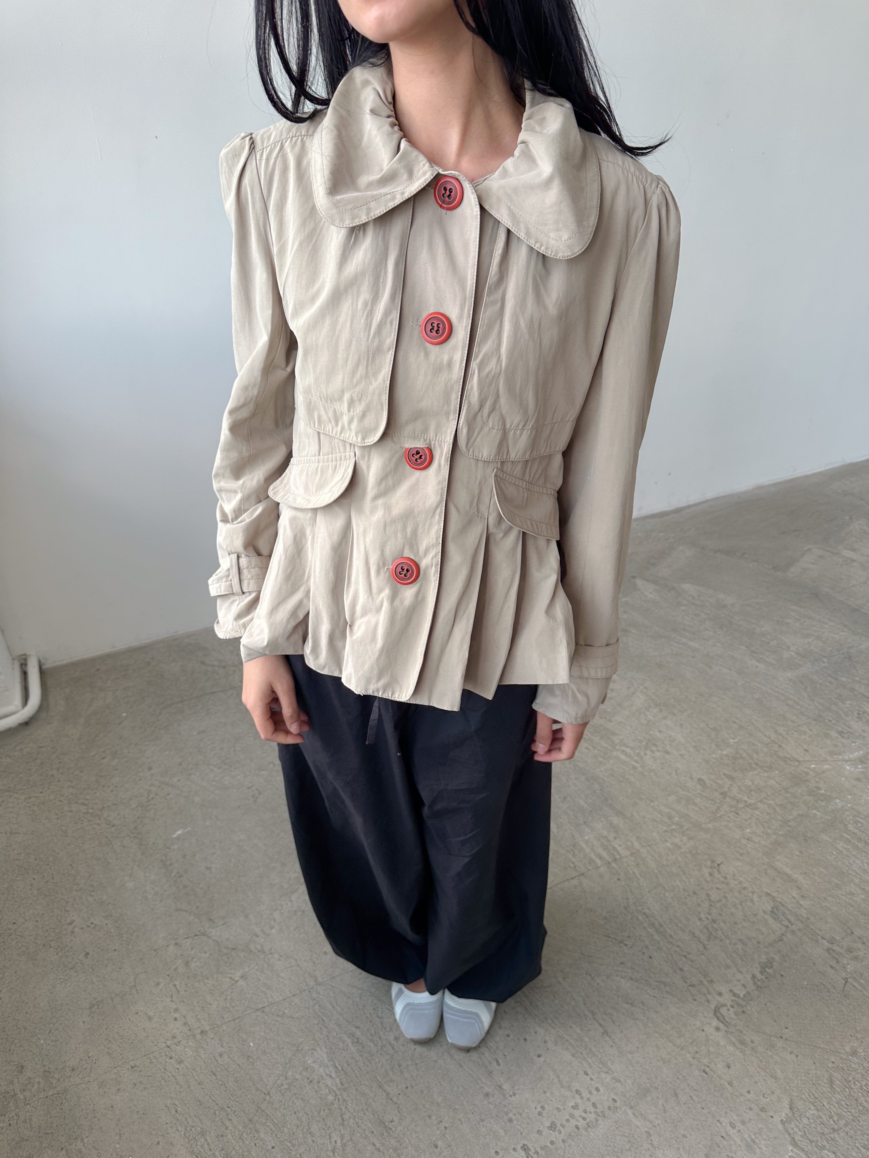 ruched short trench jacket / size s